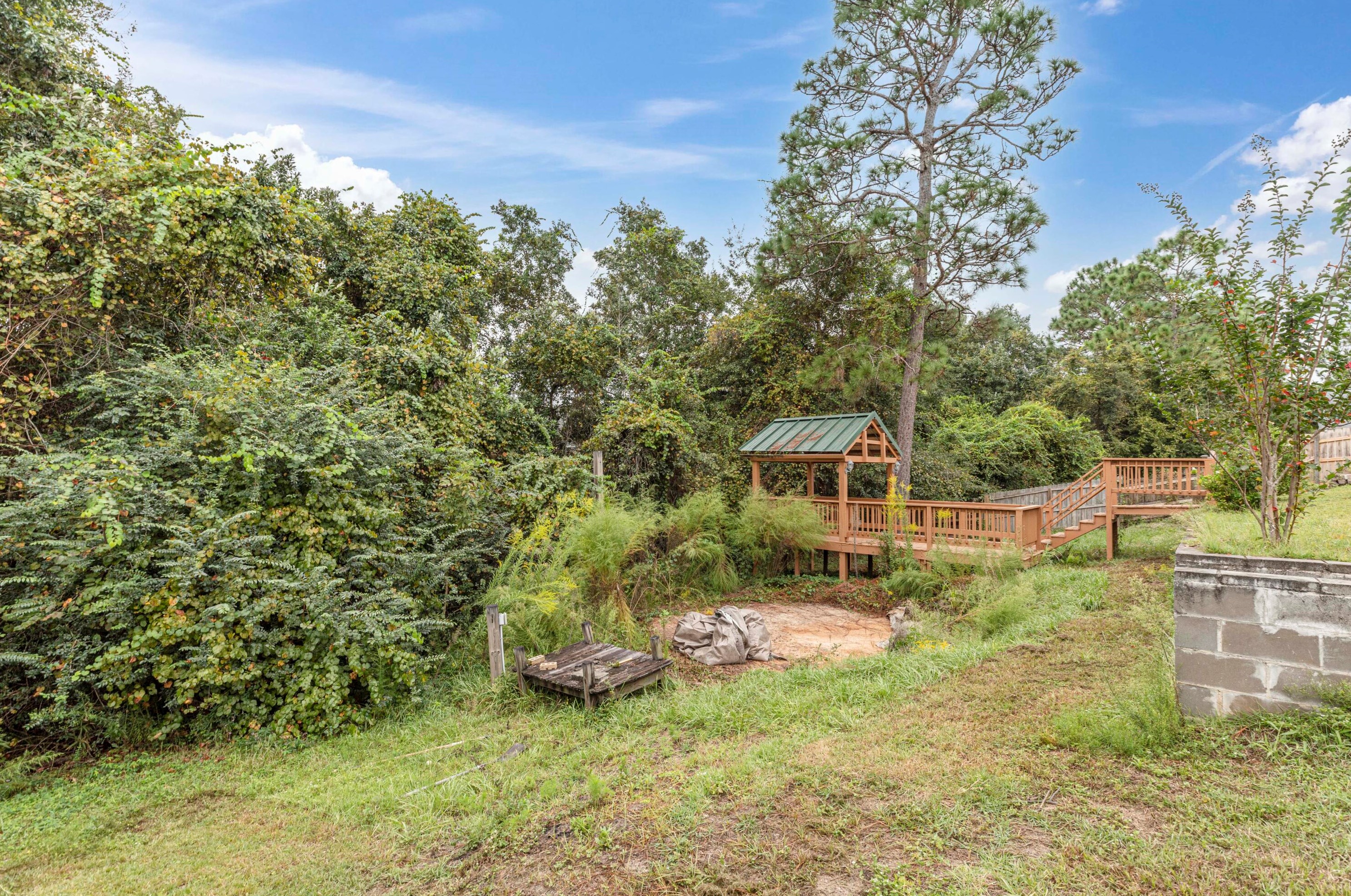 256 Limestone Cir, Crestview FL  32539-5794 exterior
