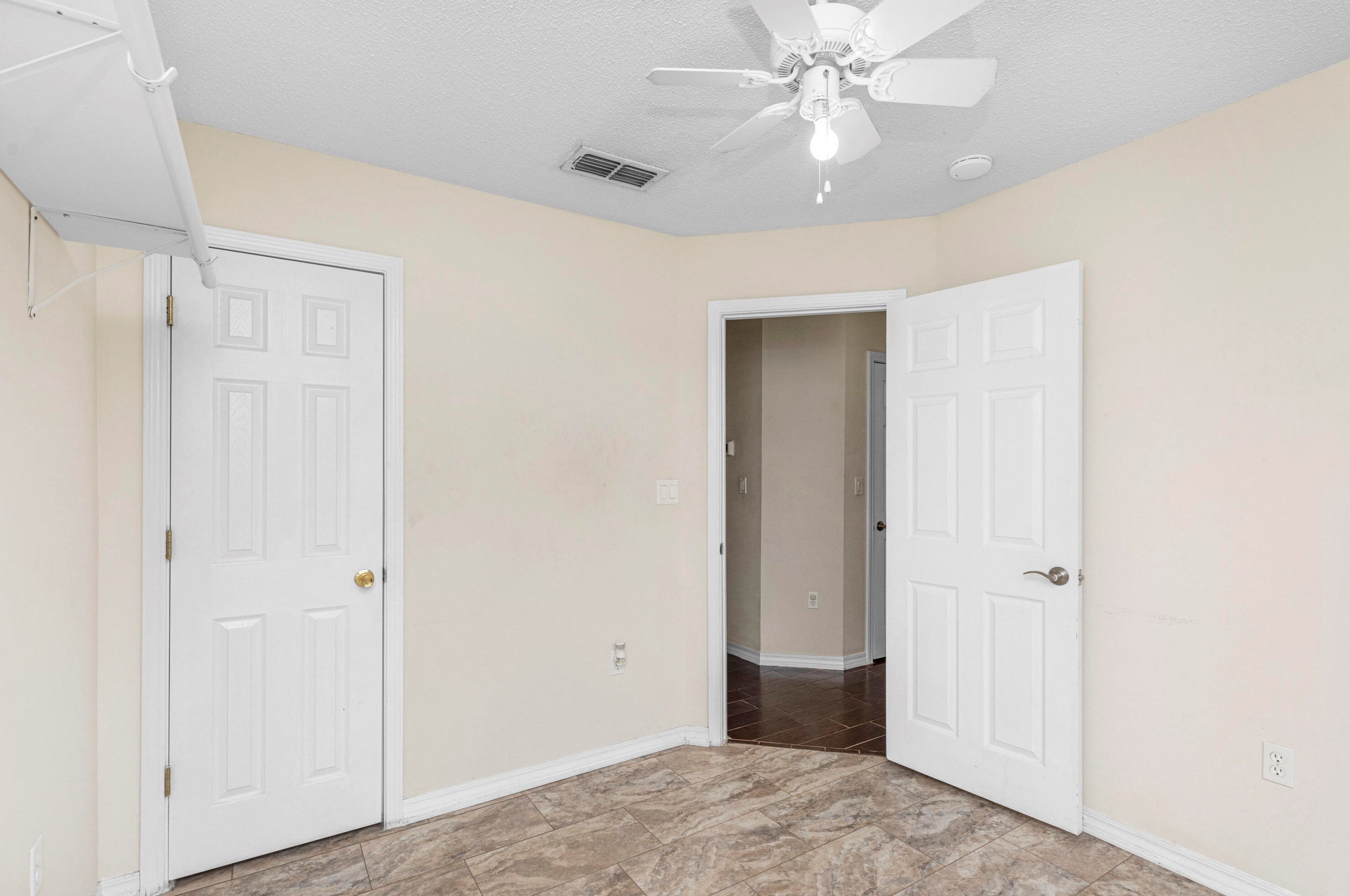 256 Limestone Cir, Crestview FL  32539-5794 exterior