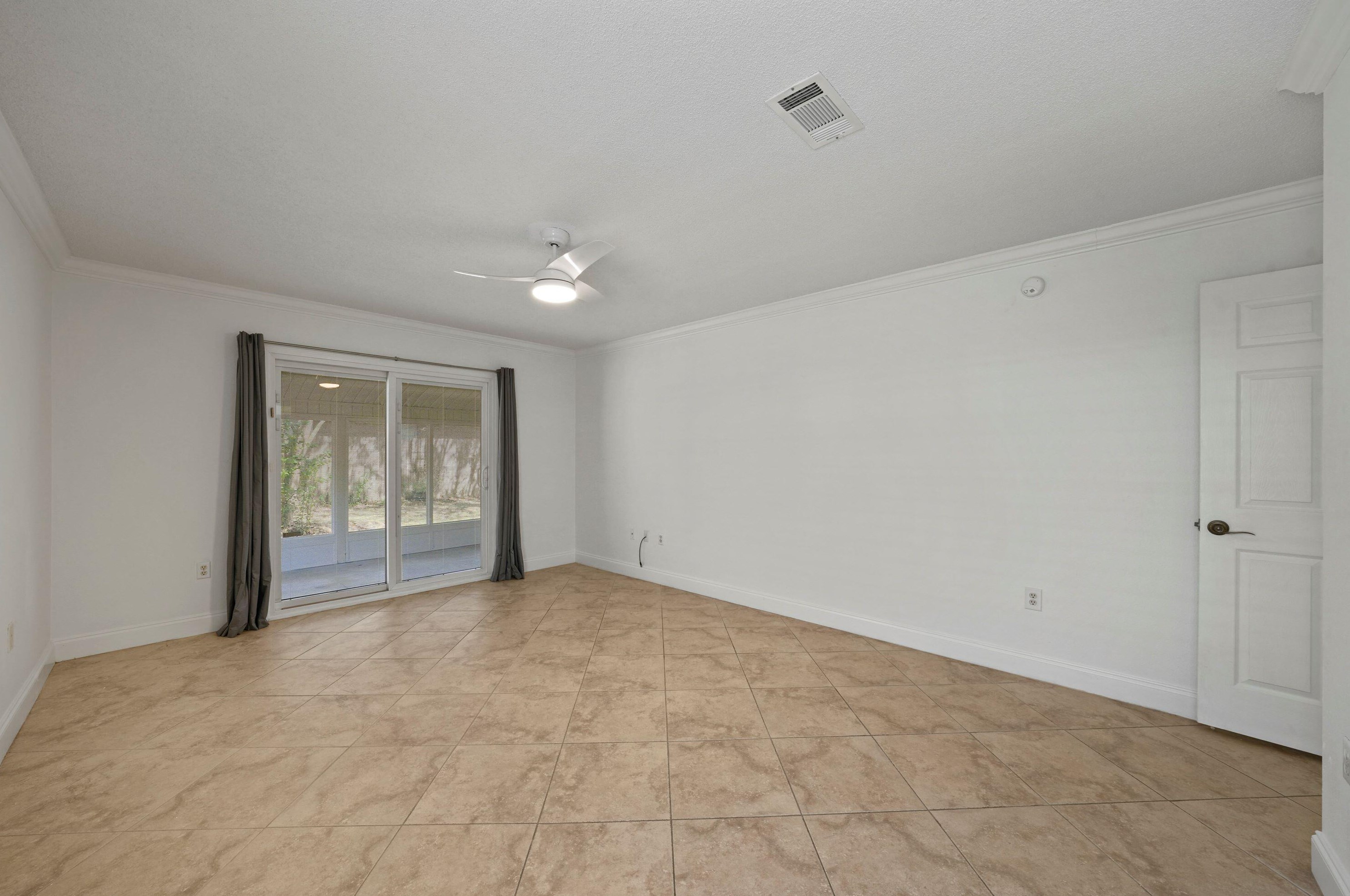 1609 Sutton Pl, Fort Walton Beach FL  32547-4961 exterior