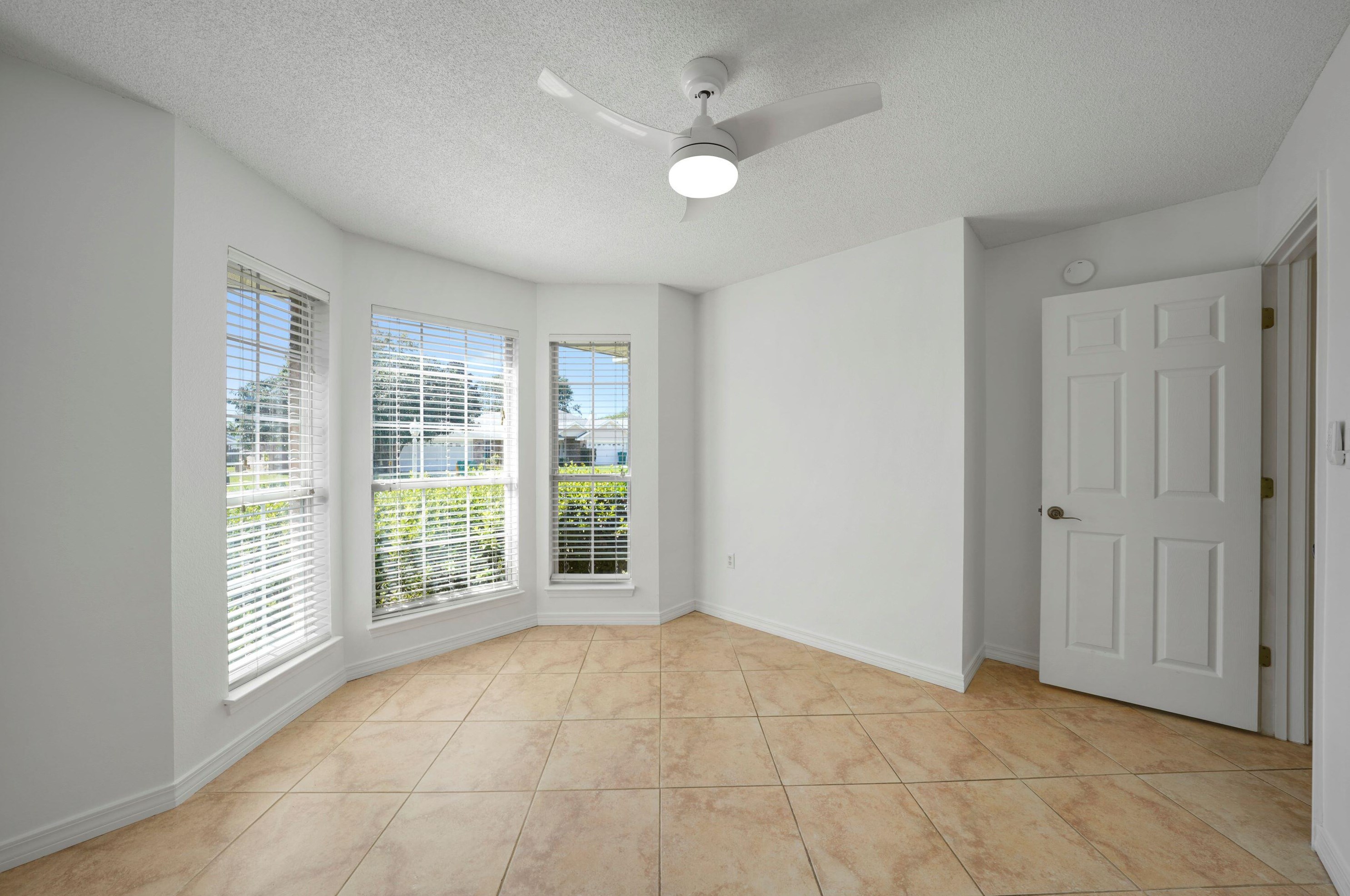 1609 Sutton Pl, Fort Walton Beach FL  32547-4961 exterior