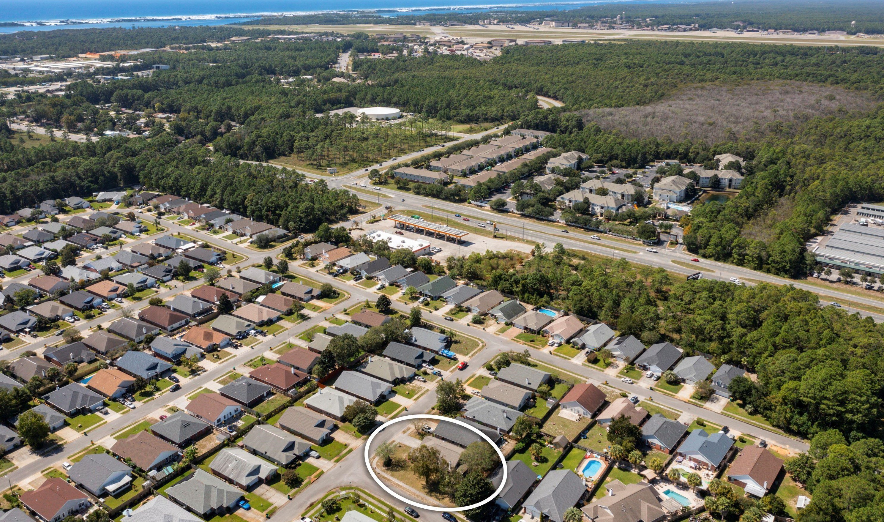 1609 Sutton Pl, Fort Walton Beach FL  32547-4961 exterior