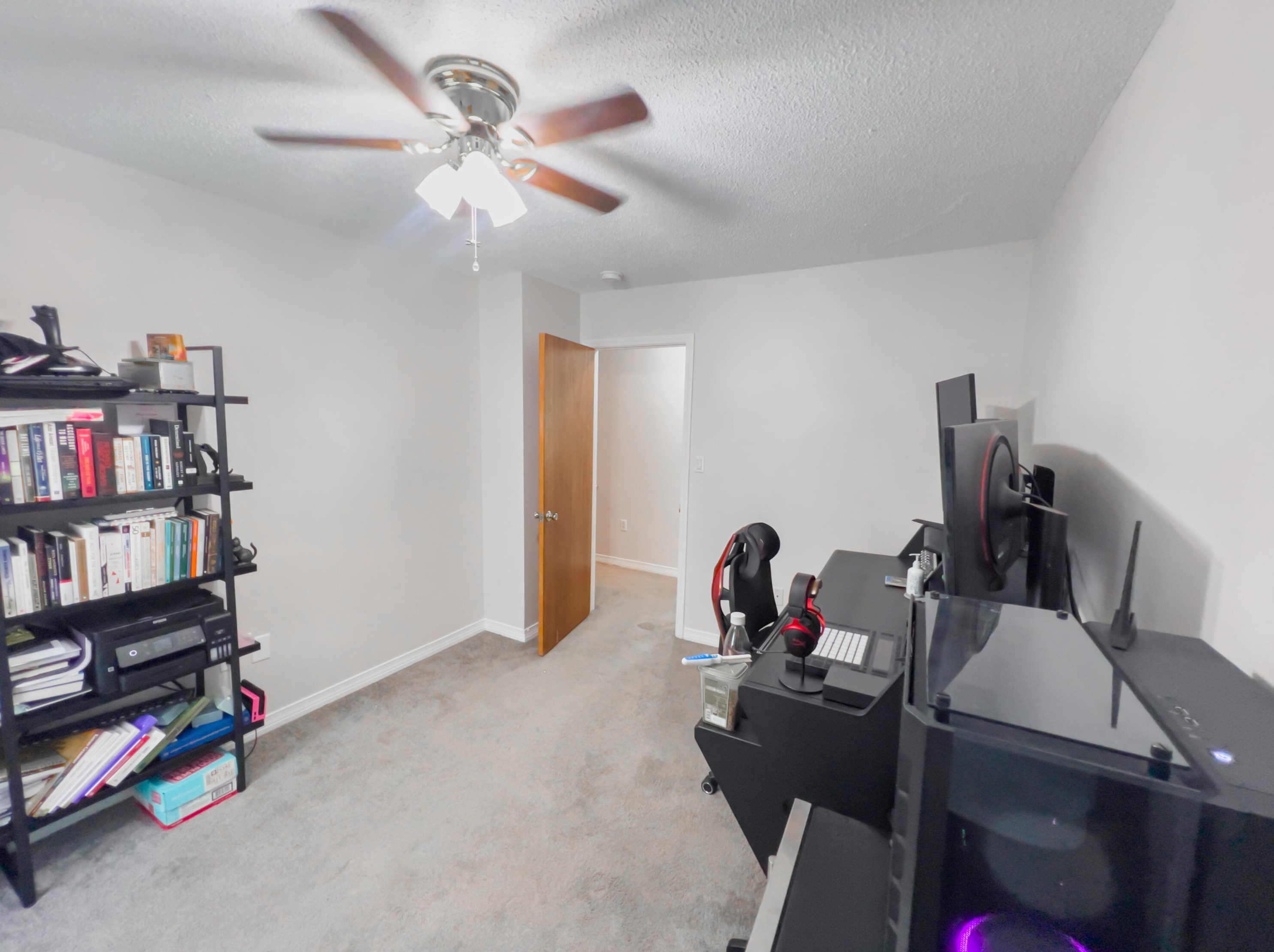 1821 Whispering Oaks Ln, Fort Walton Beach FL  32547-7063 exterior