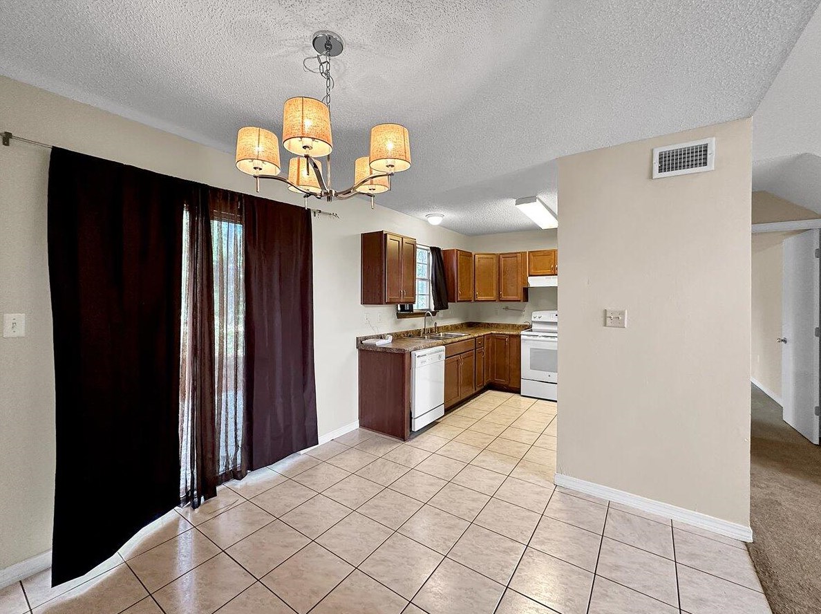 1667 Bennetts End, Fort Walton Beach FL 32547-6901 exterior