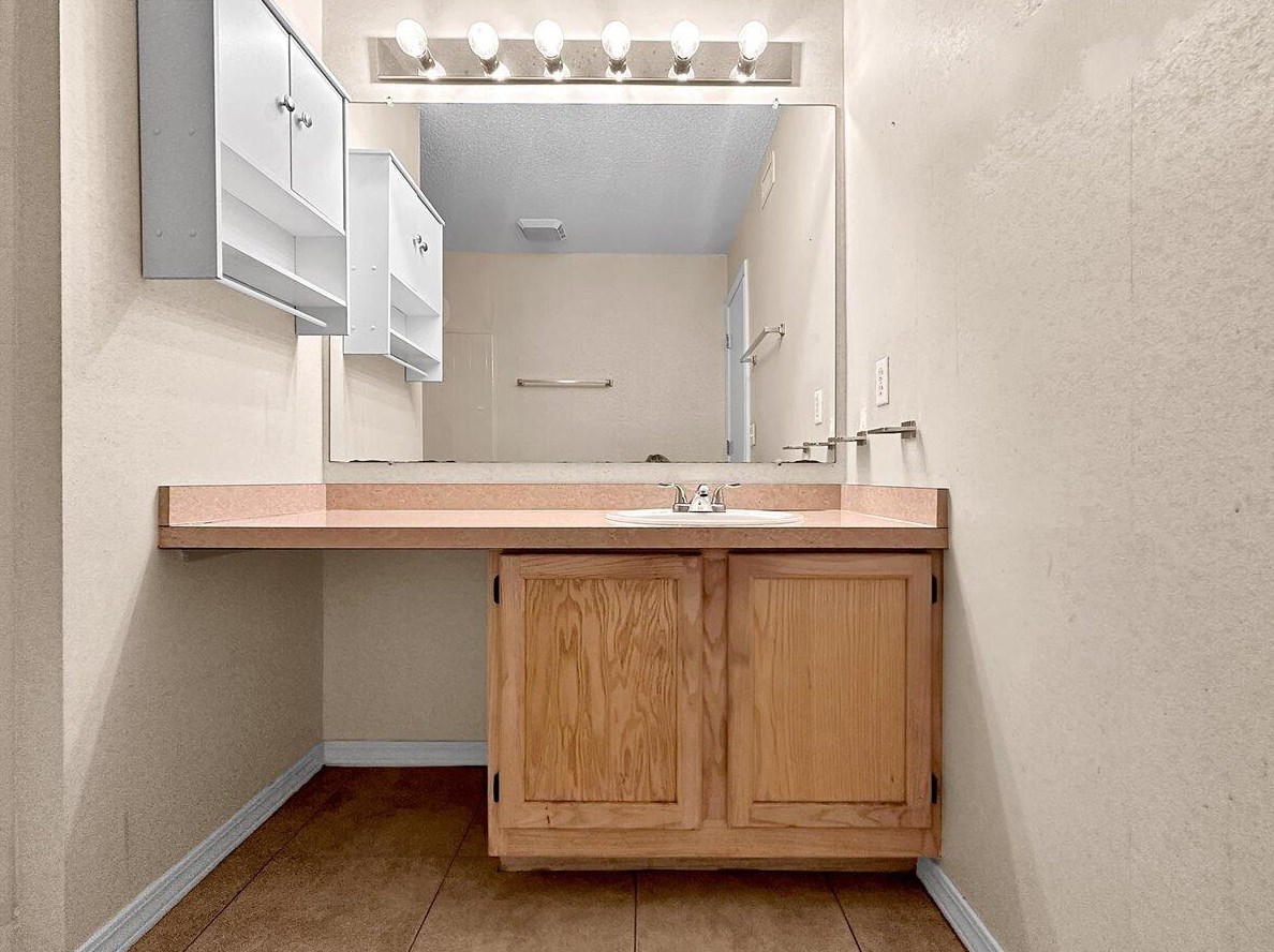 1667 Bennetts End, Fort Walton Beach FL 32547-6901 exterior