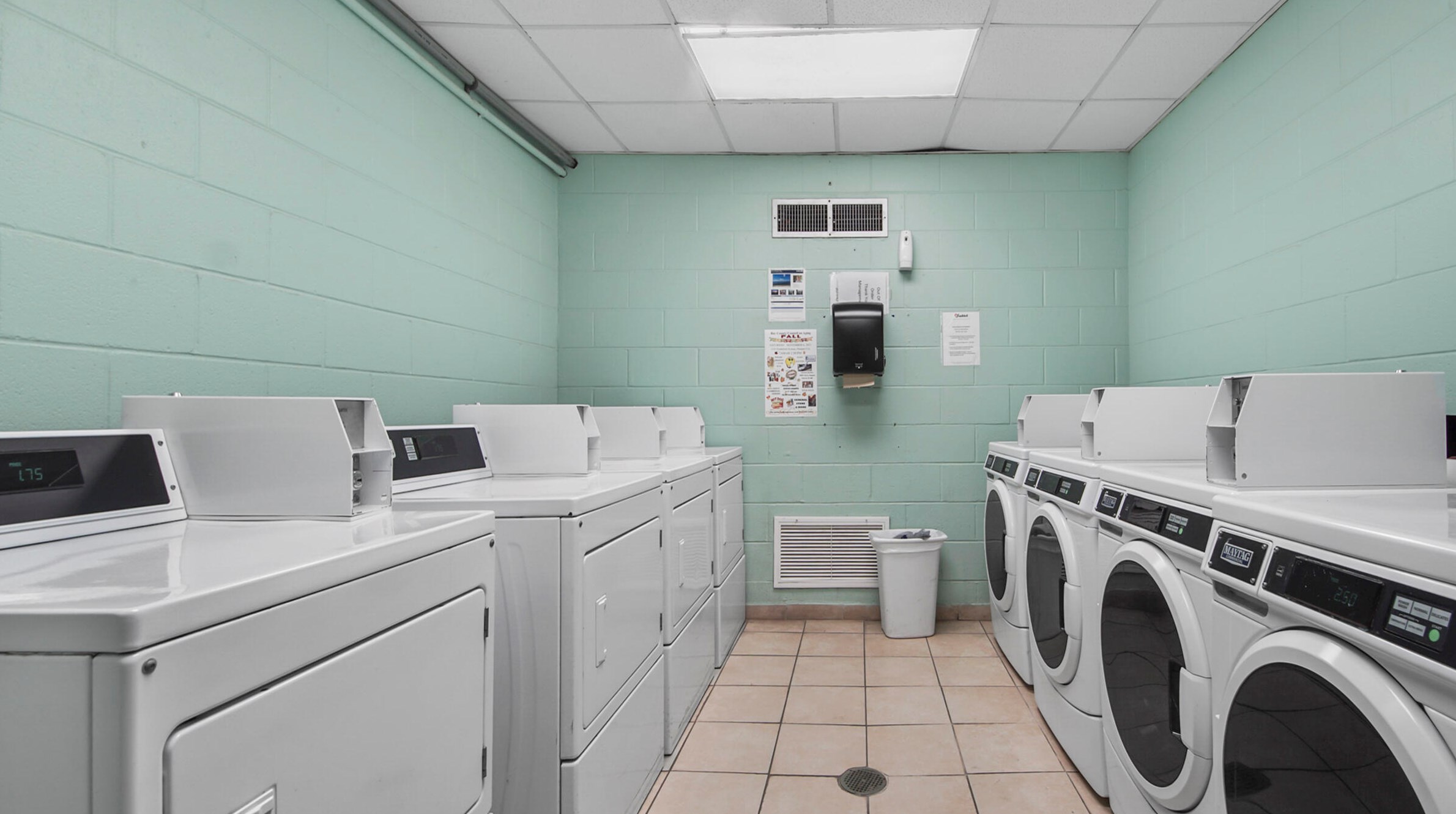 9850 Thomas Dr, Panama City FL  32408-4242 exterior