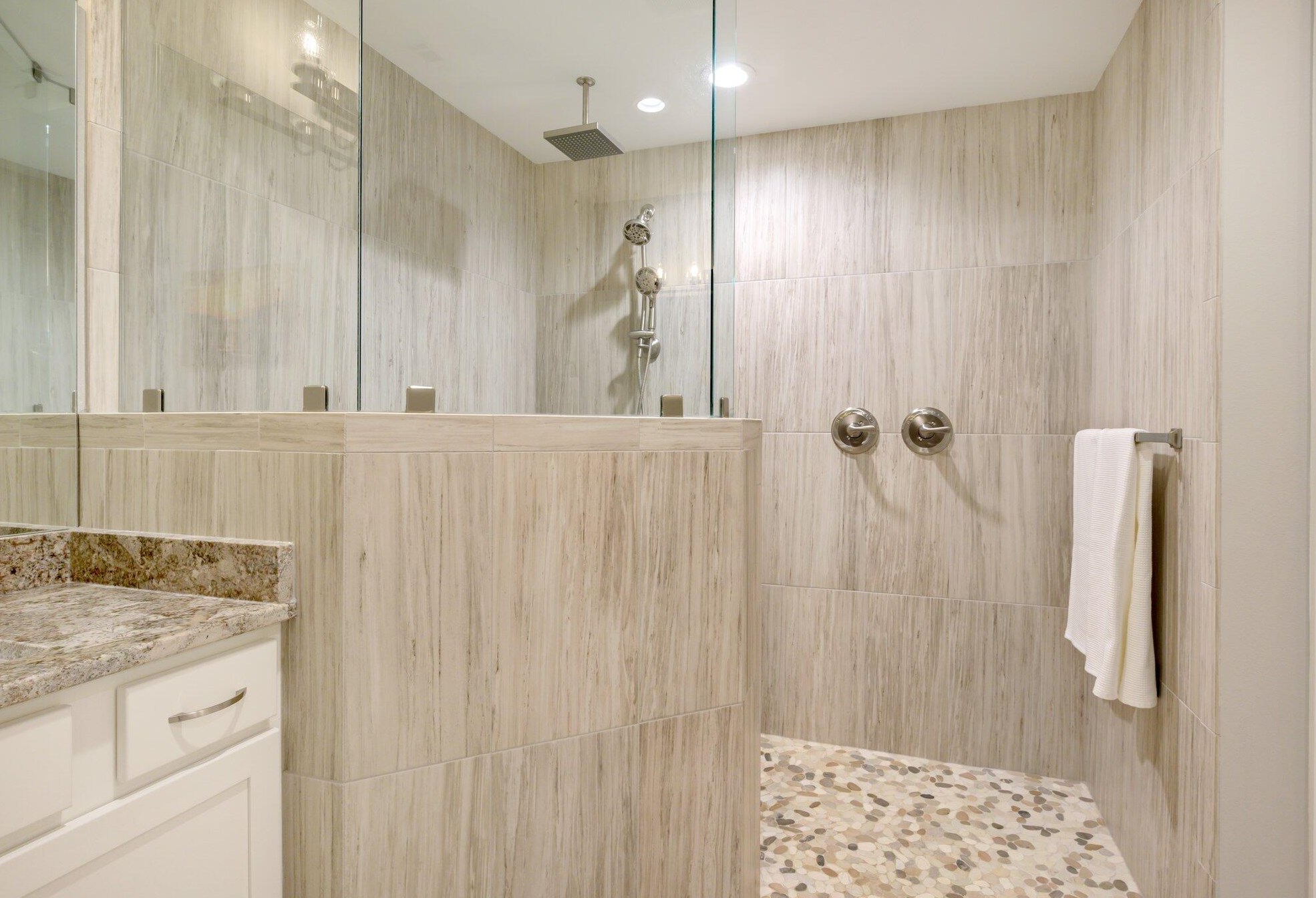 3 Bluewater Point Rd, Niceville FL  32578-4503 exterior