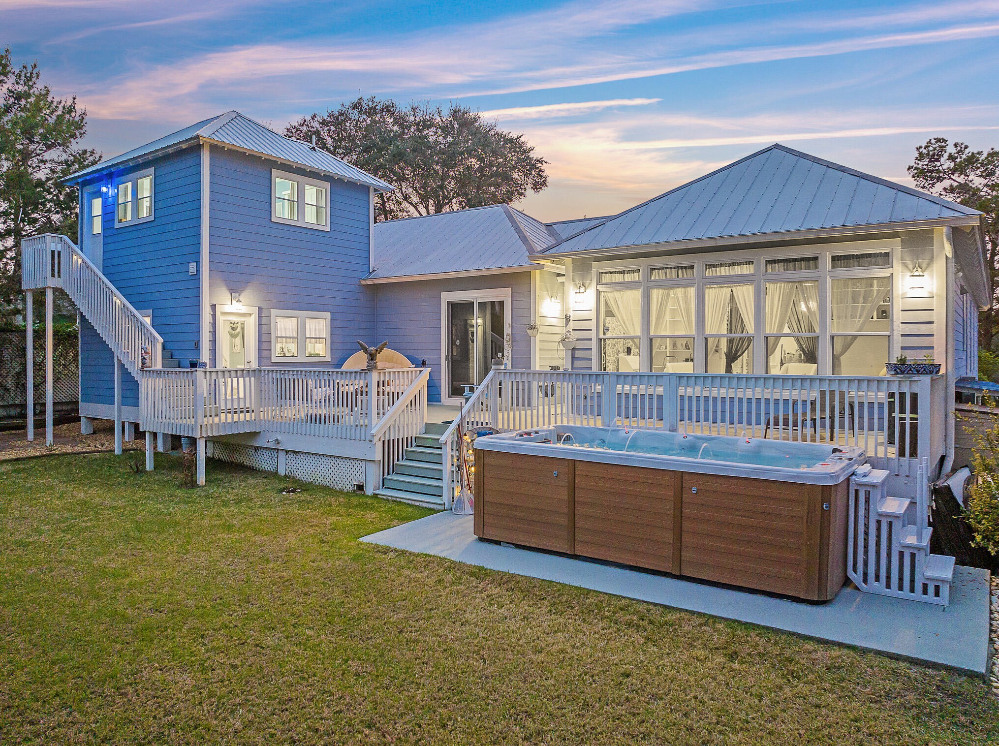 196 Hilltop Dr, Santa Rosa Beach FL  32459-8608 exterior