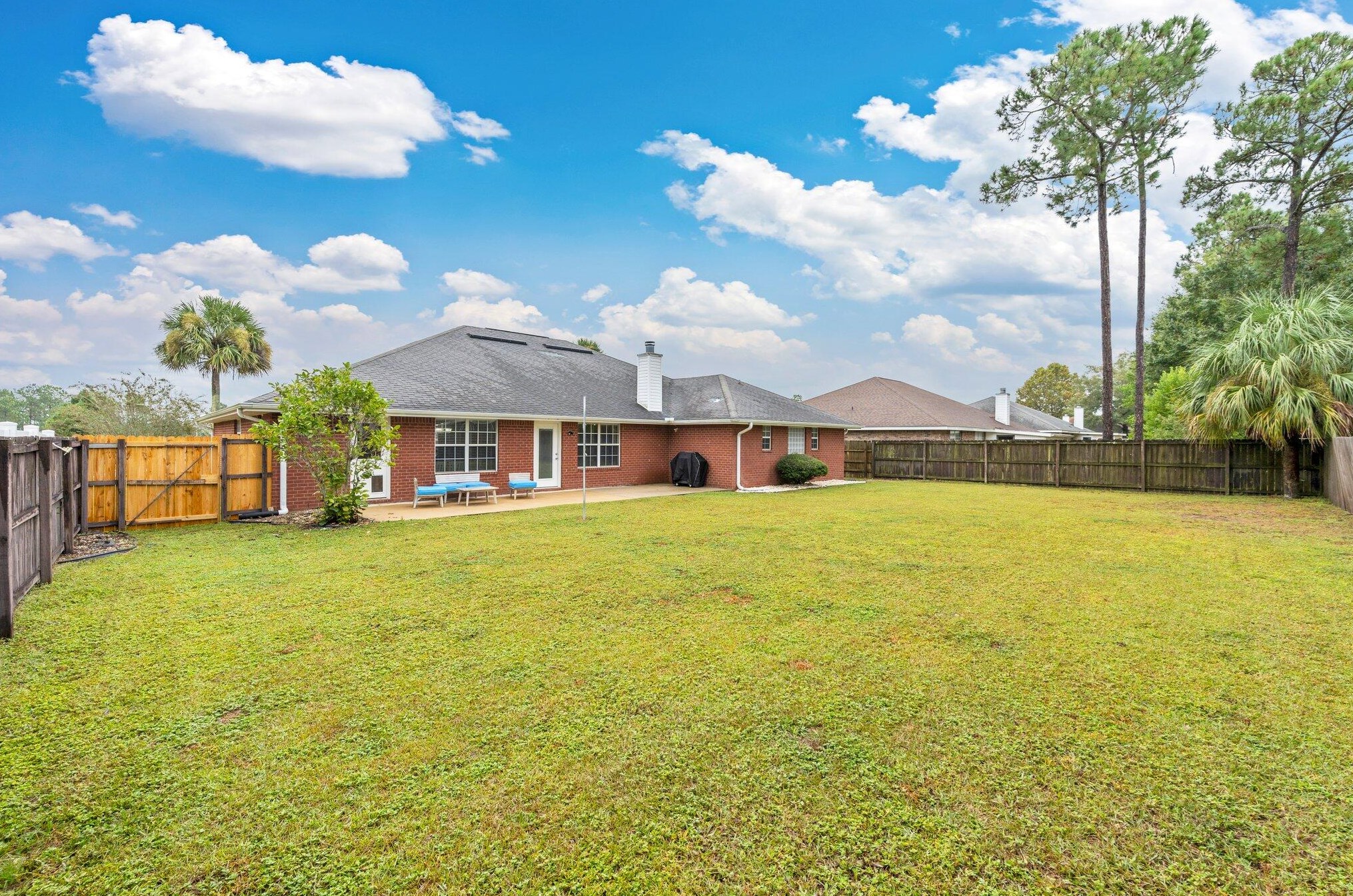 139 Strike Eagle Dr, Crestview FL  32536-2240 exterior