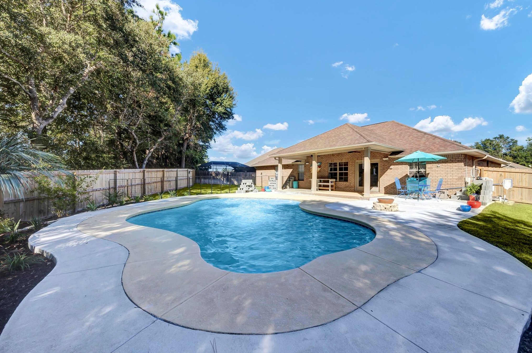 207 Pinque Coat Ct, Crestview FL  32536-5468 exterior