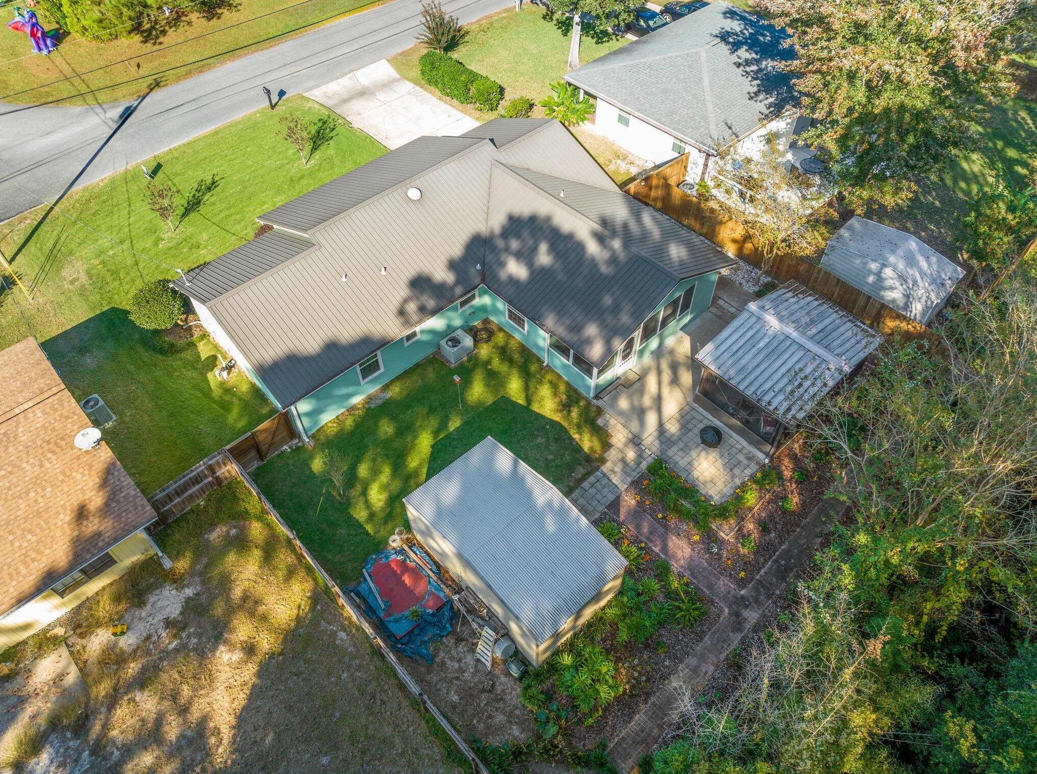 852 Meadow Ln, Fort Walton Beach FL  32547-1015 exterior