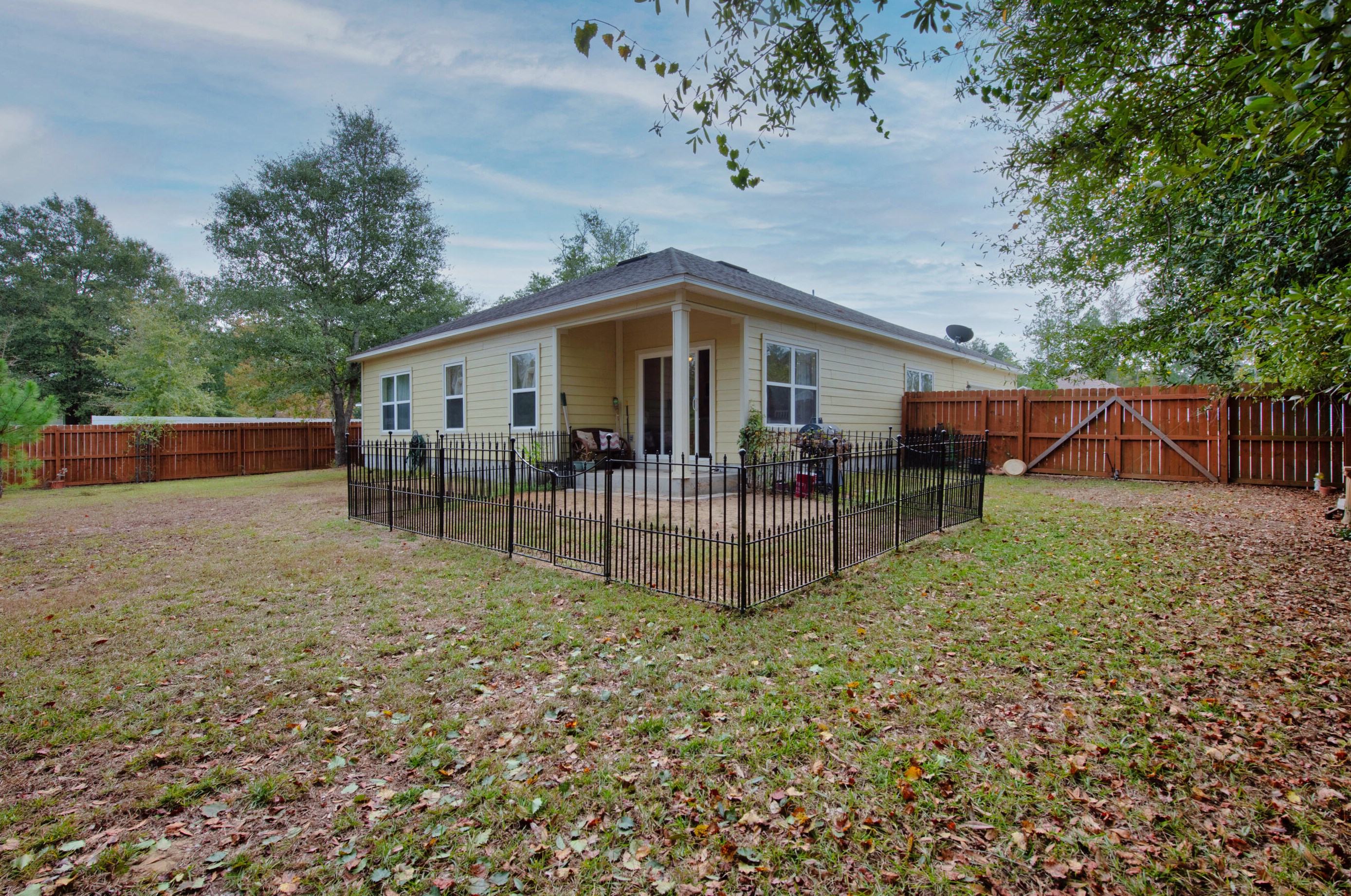 3119 Pinot Way, Crestview FL  32536-7223 exterior