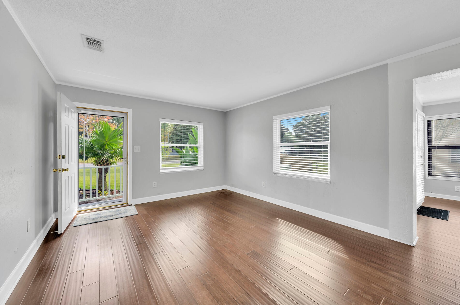 30 Hemlock Dr, Fort Walton Beach FL  32548-4716 exterior