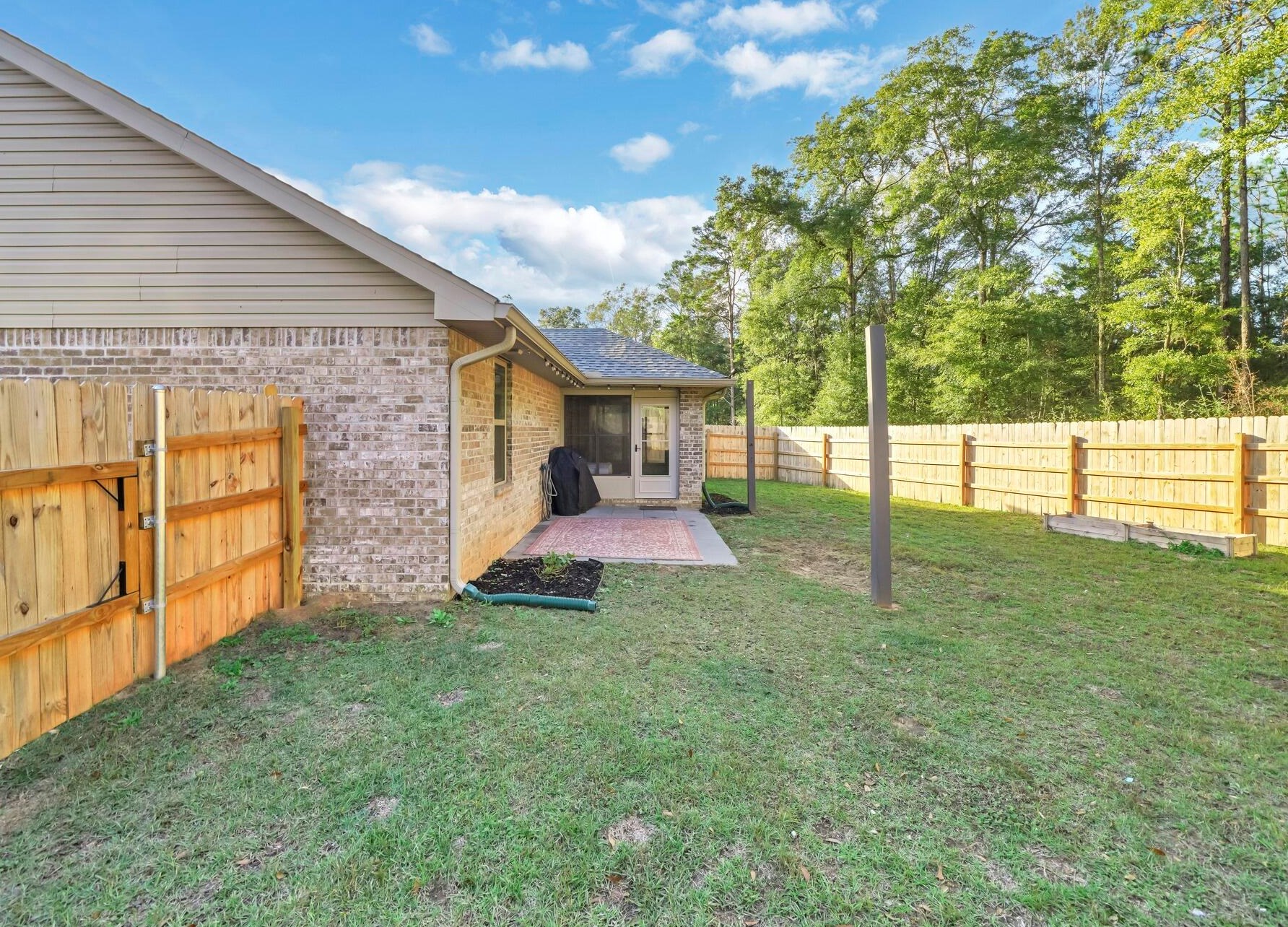 6030 Trestle St, Crestview FL  32536-4379 exterior