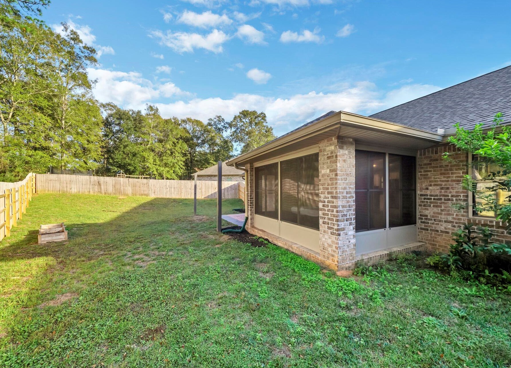 6030 Trestle St, Crestview FL  32536-4379 exterior