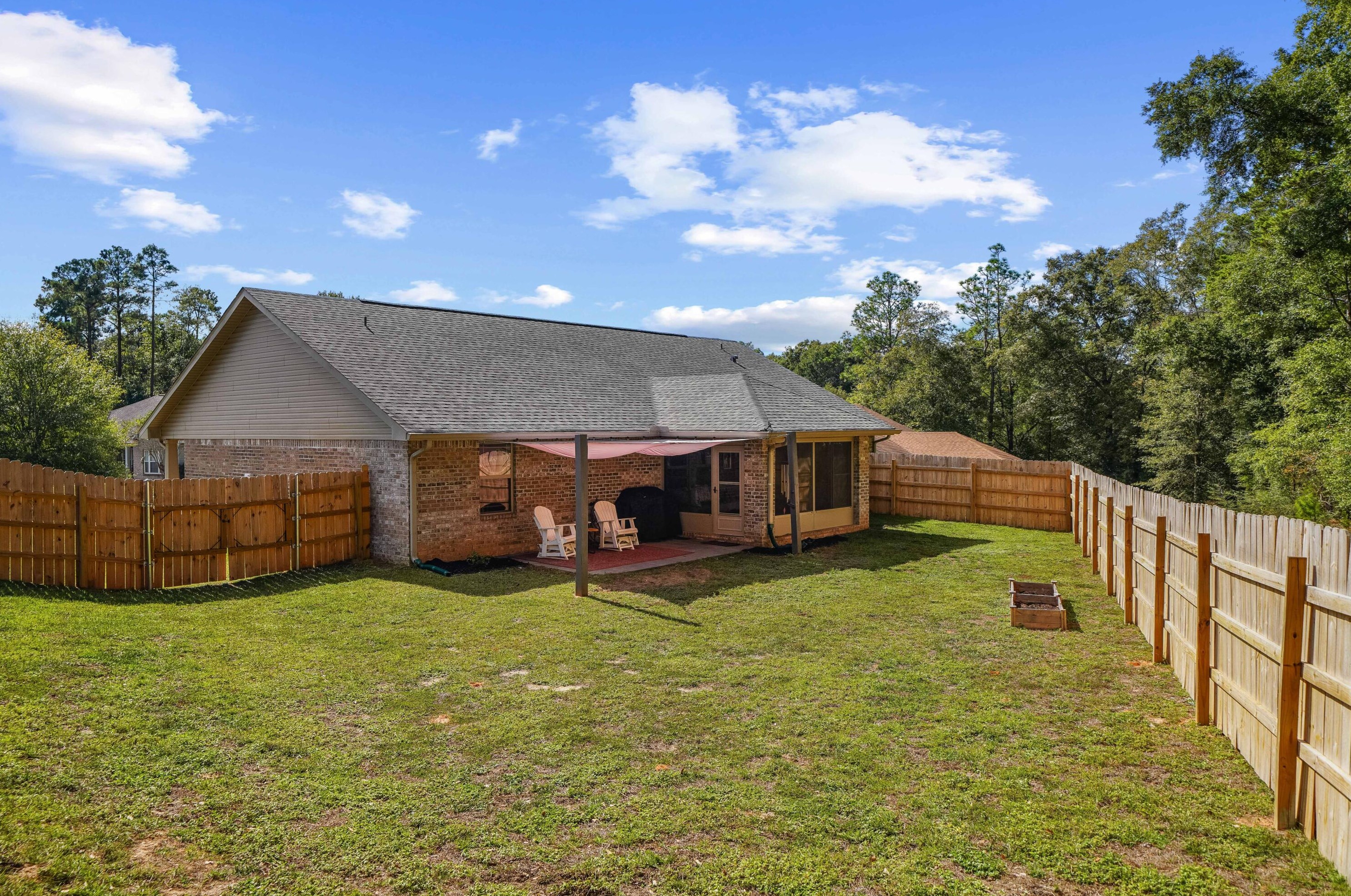 6030 Trestle St, Crestview FL  32536-4379 exterior