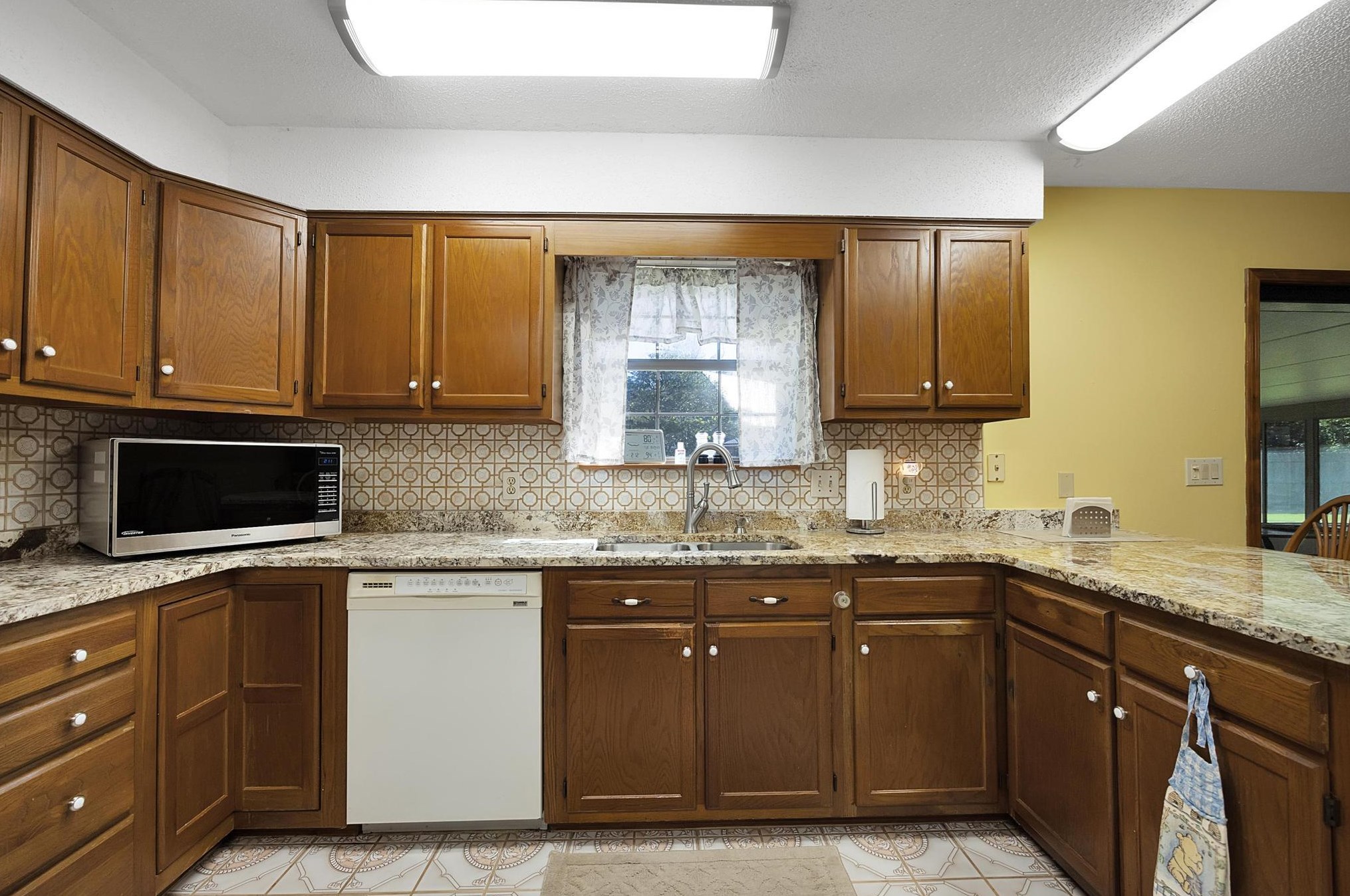 914 Aloma Faye Ln, Fort Walton Beach FL  32547-3320 exterior