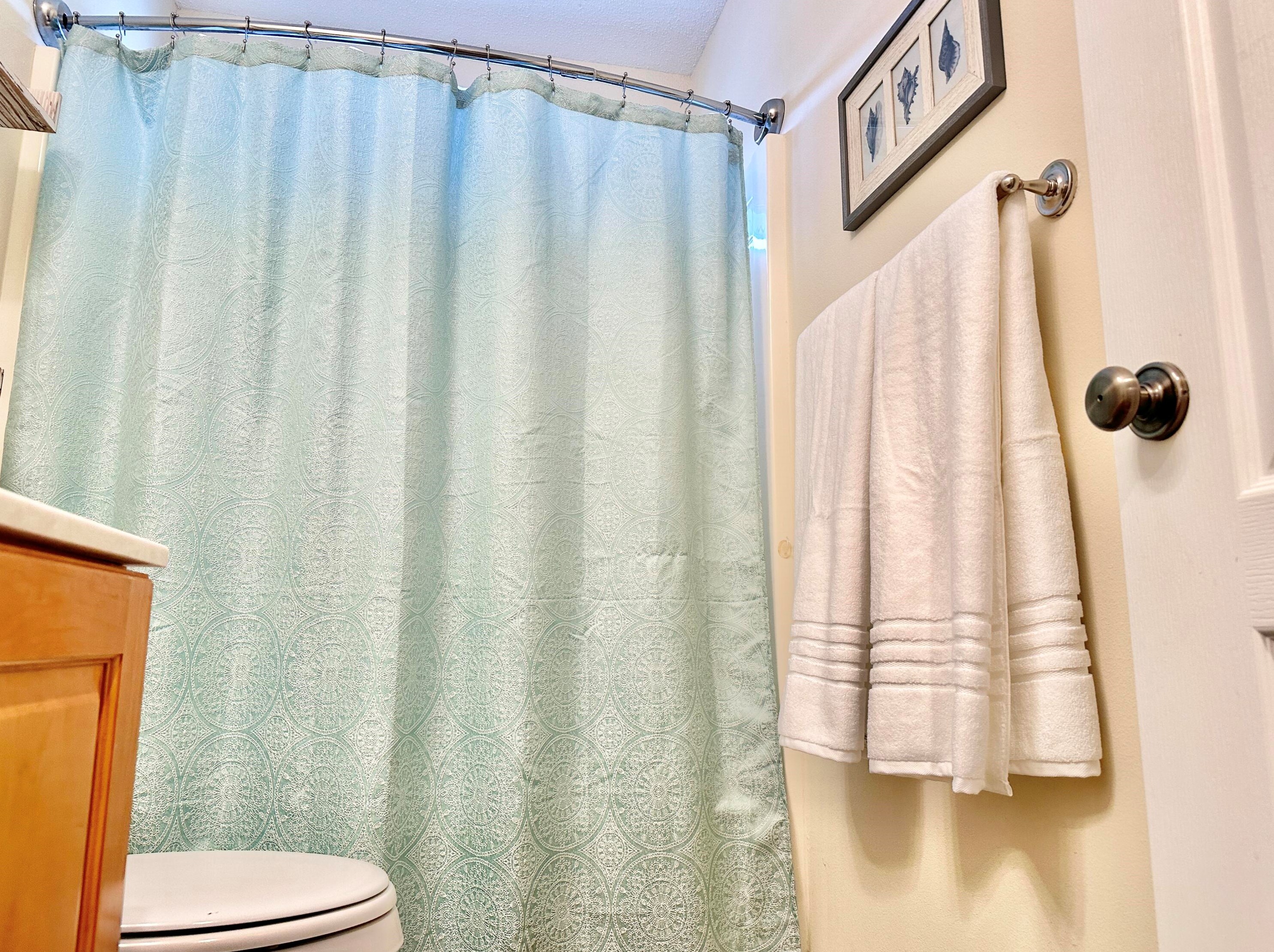 235 Hillside Dr, Niceville FL  32578-2355 exterior