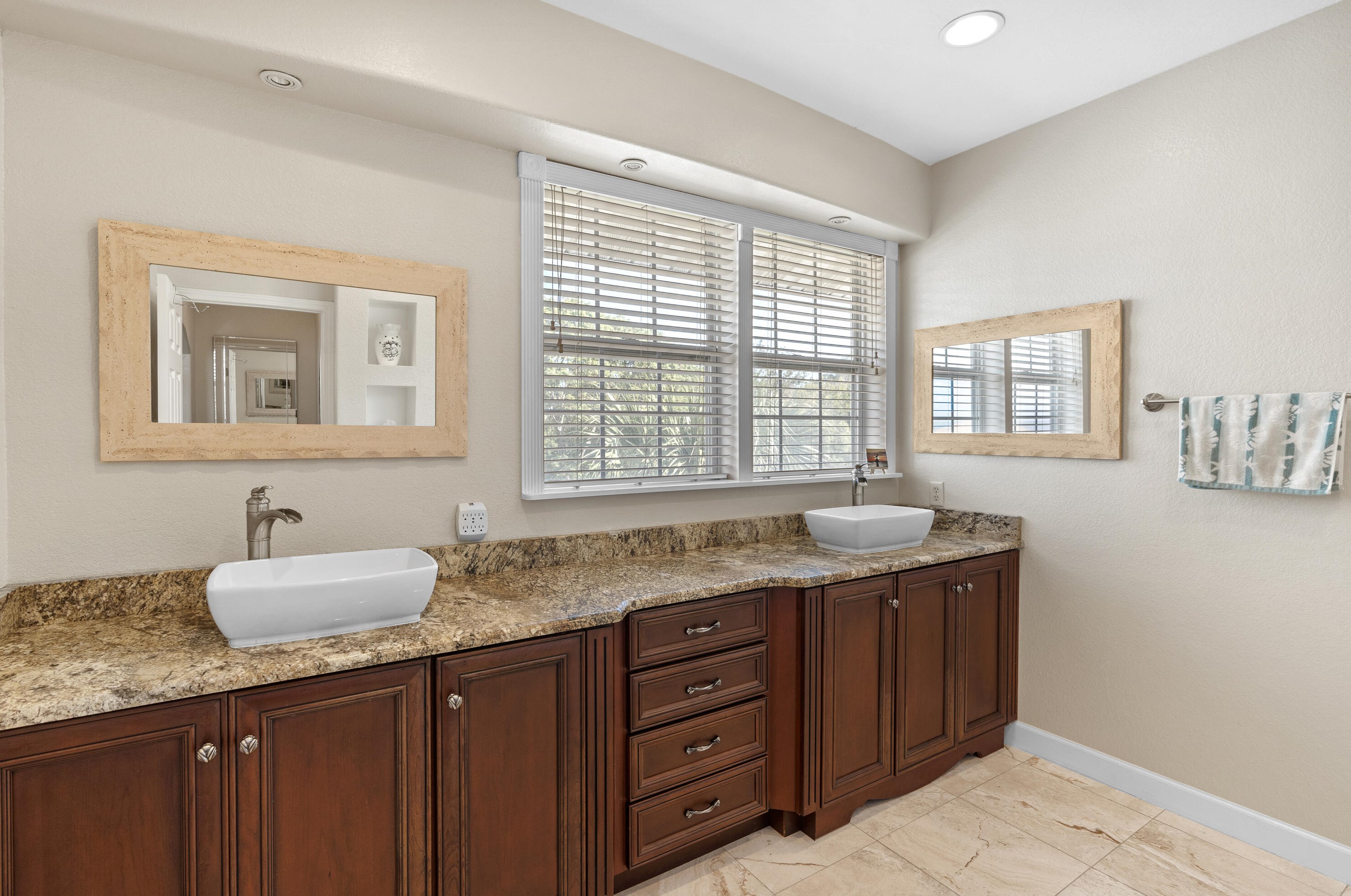 29 Garden Bay Ct, Destin FL 32550-5249 exterior