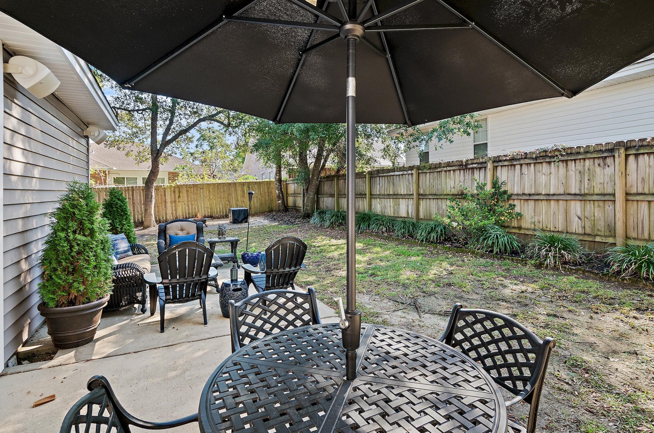 320 Fairwood Dr, Niceville FL  32578-3270 exterior