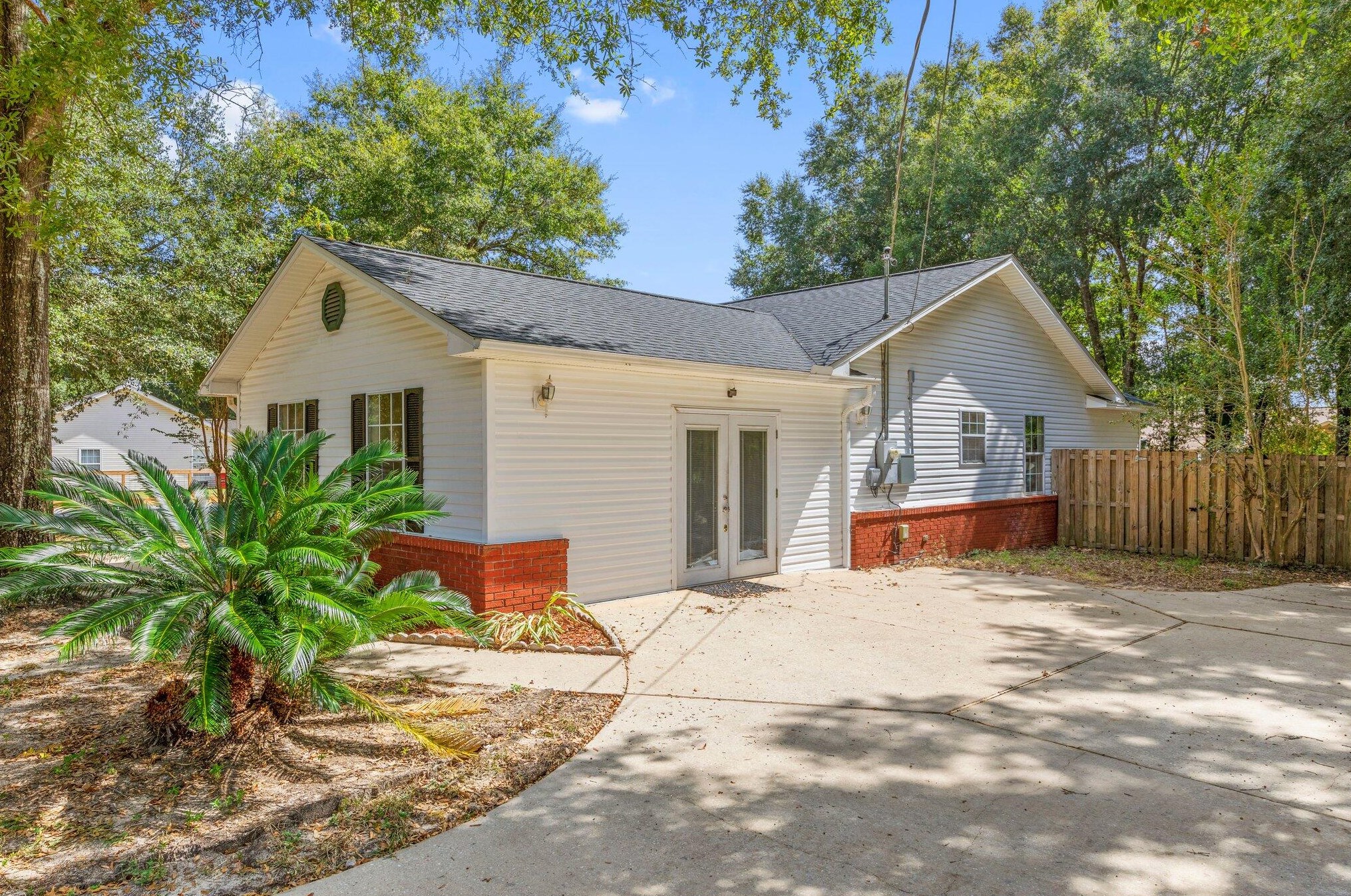 480 Stillwell Blvd, Crestview FL  32539-8926 exterior