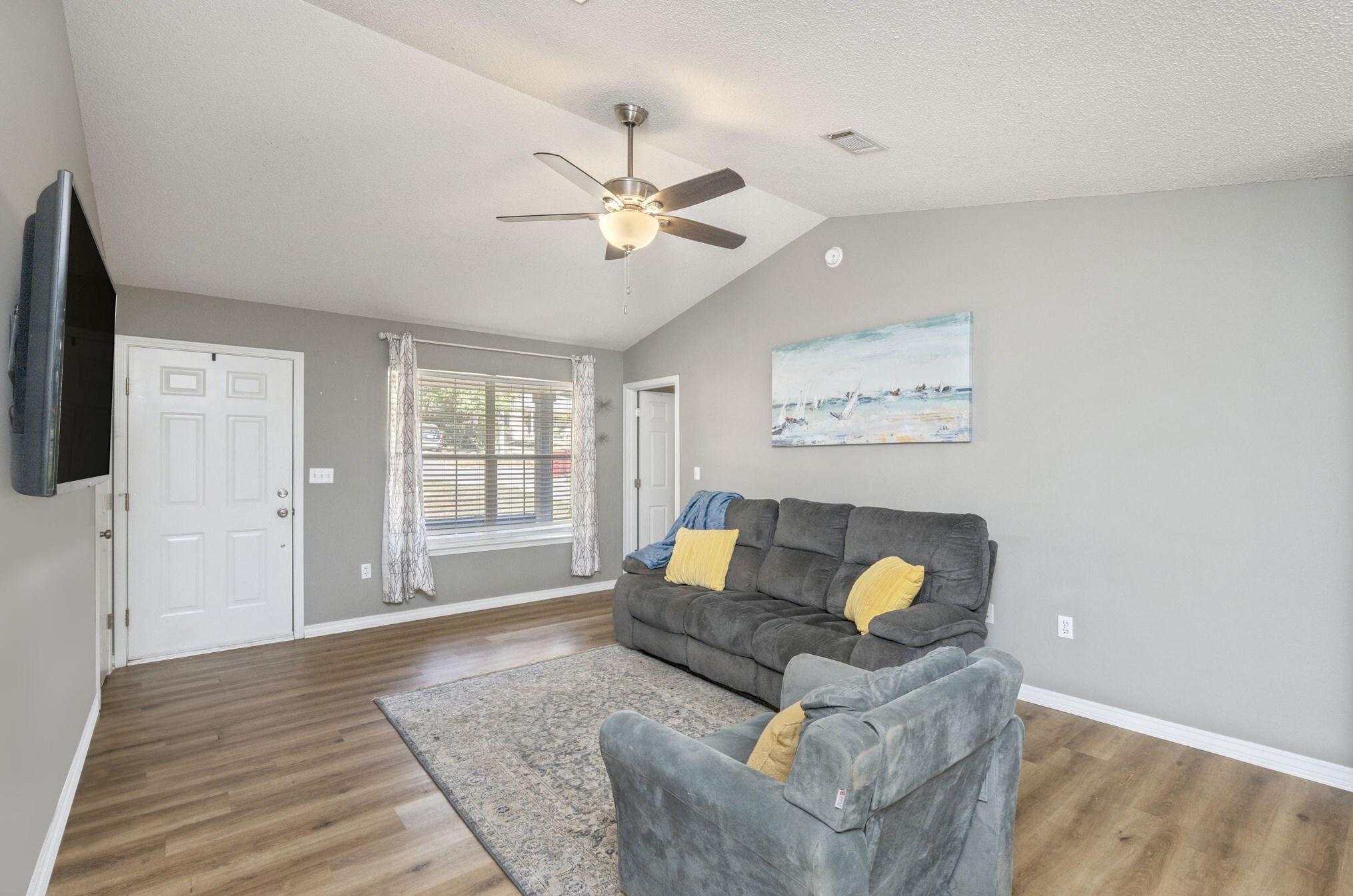 114 Jeff Dr, Crestview FL  32536-1600 exterior