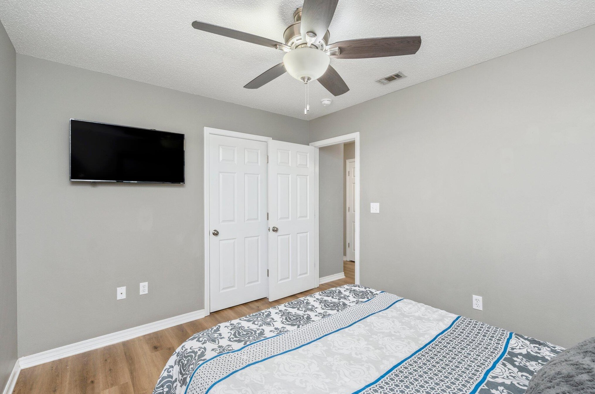 114 Jeff Dr, Crestview FL  32536-1600 exterior
