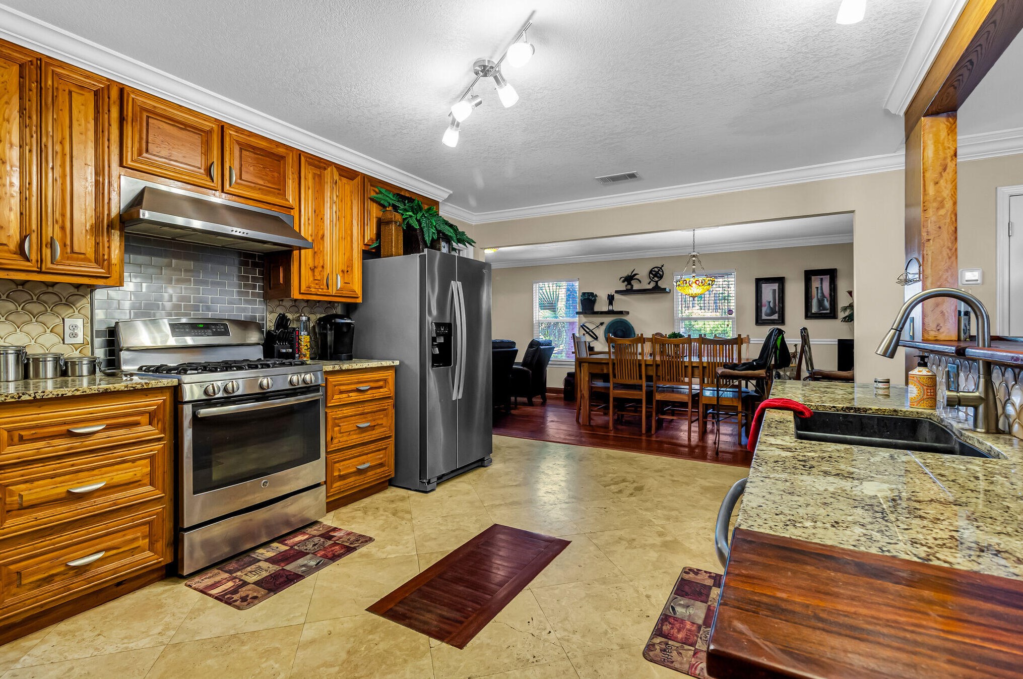 209 Santa Barbara Ave, Santa Rosa Beach FL  32459-4023 exterior