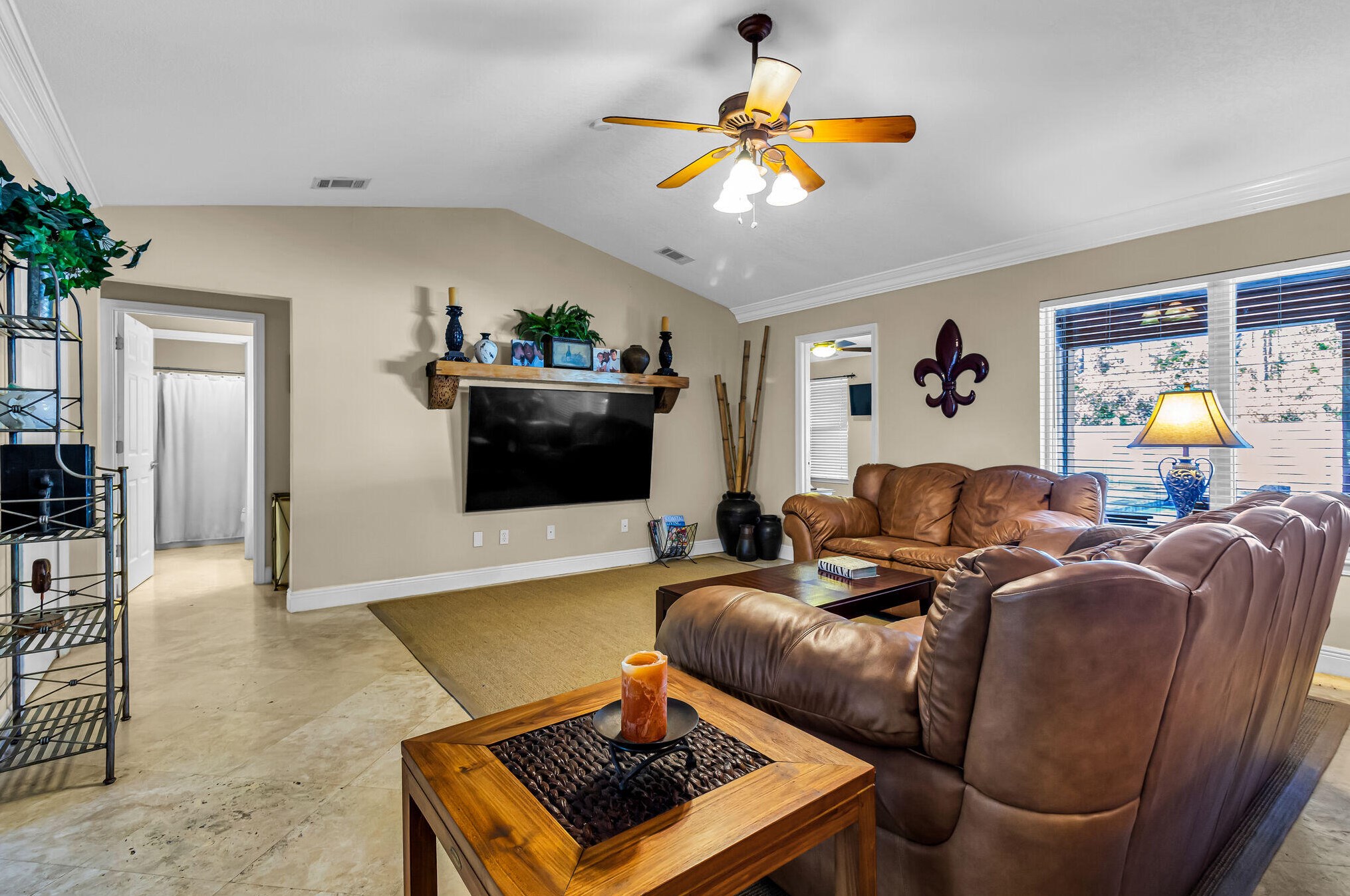 209 Santa Barbara Ave, Santa Rosa Beach FL  32459-4023 exterior