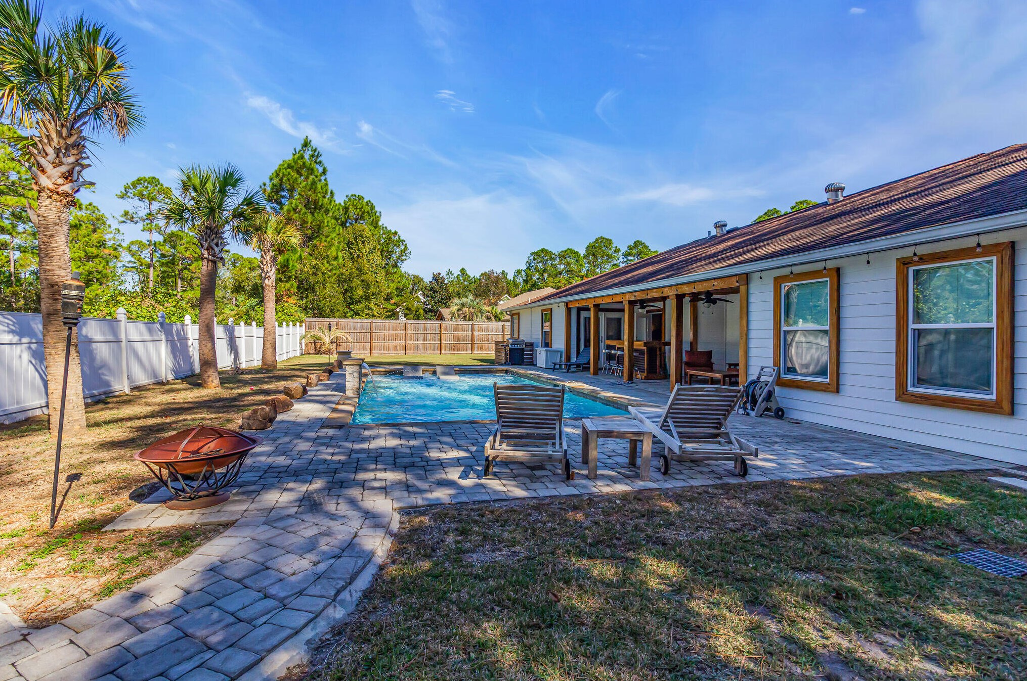 209 Santa Barbara Ave, Santa Rosa Beach FL  32459-4023 exterior