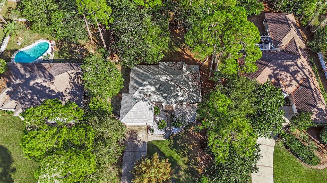 209 Yacht Club Dr, Niceville FL  32578-3720 exterior