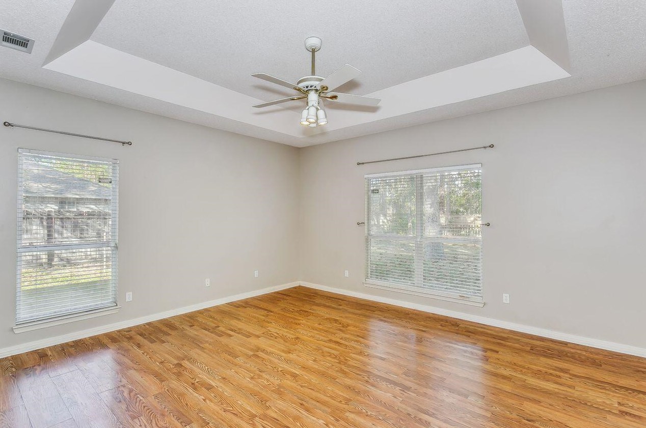 209 Yacht Club Dr, Niceville FL  32578-3720 exterior