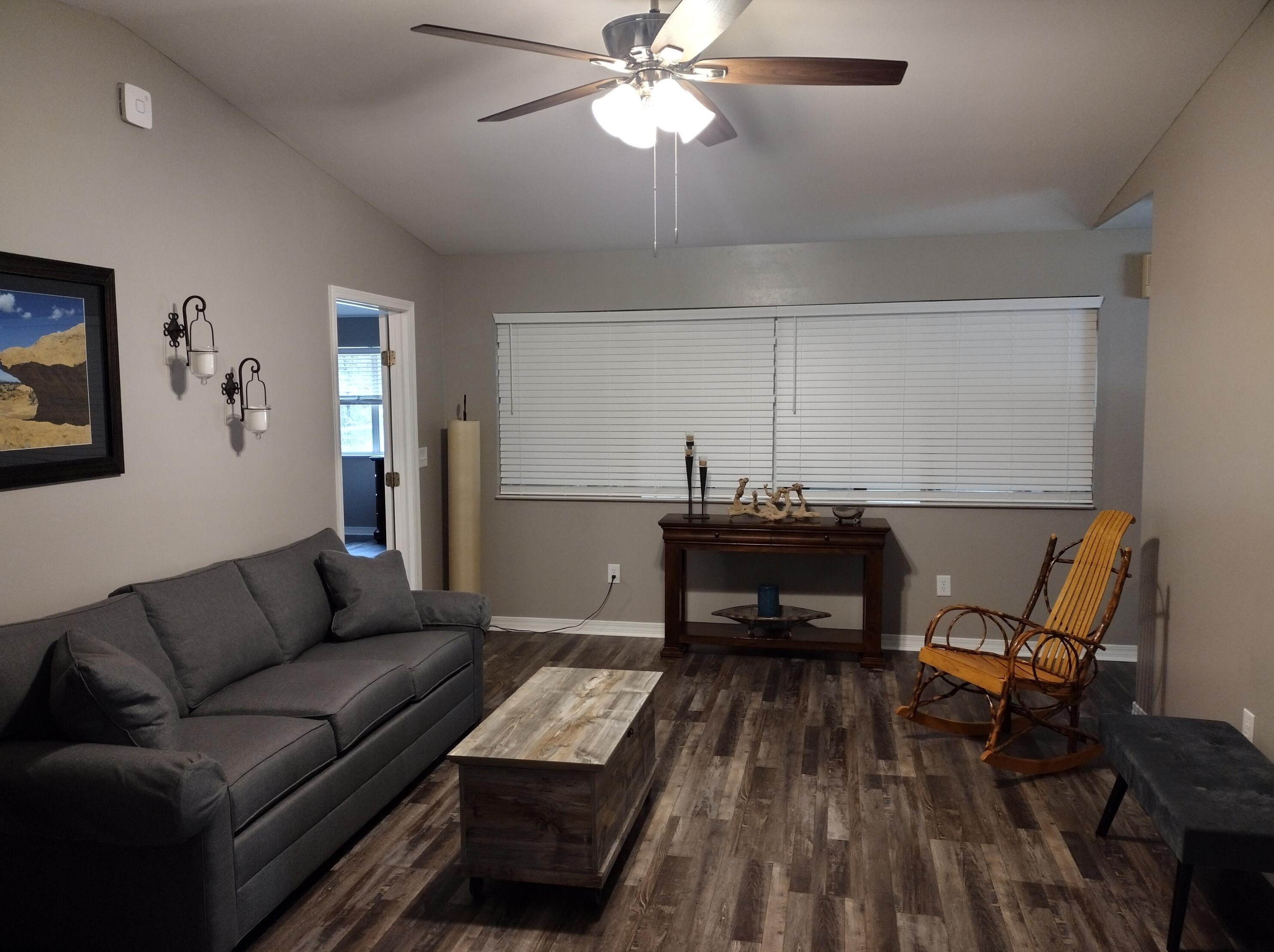 194 Creekside Ln, Defuniak Springs FL  32433-4906 exterior