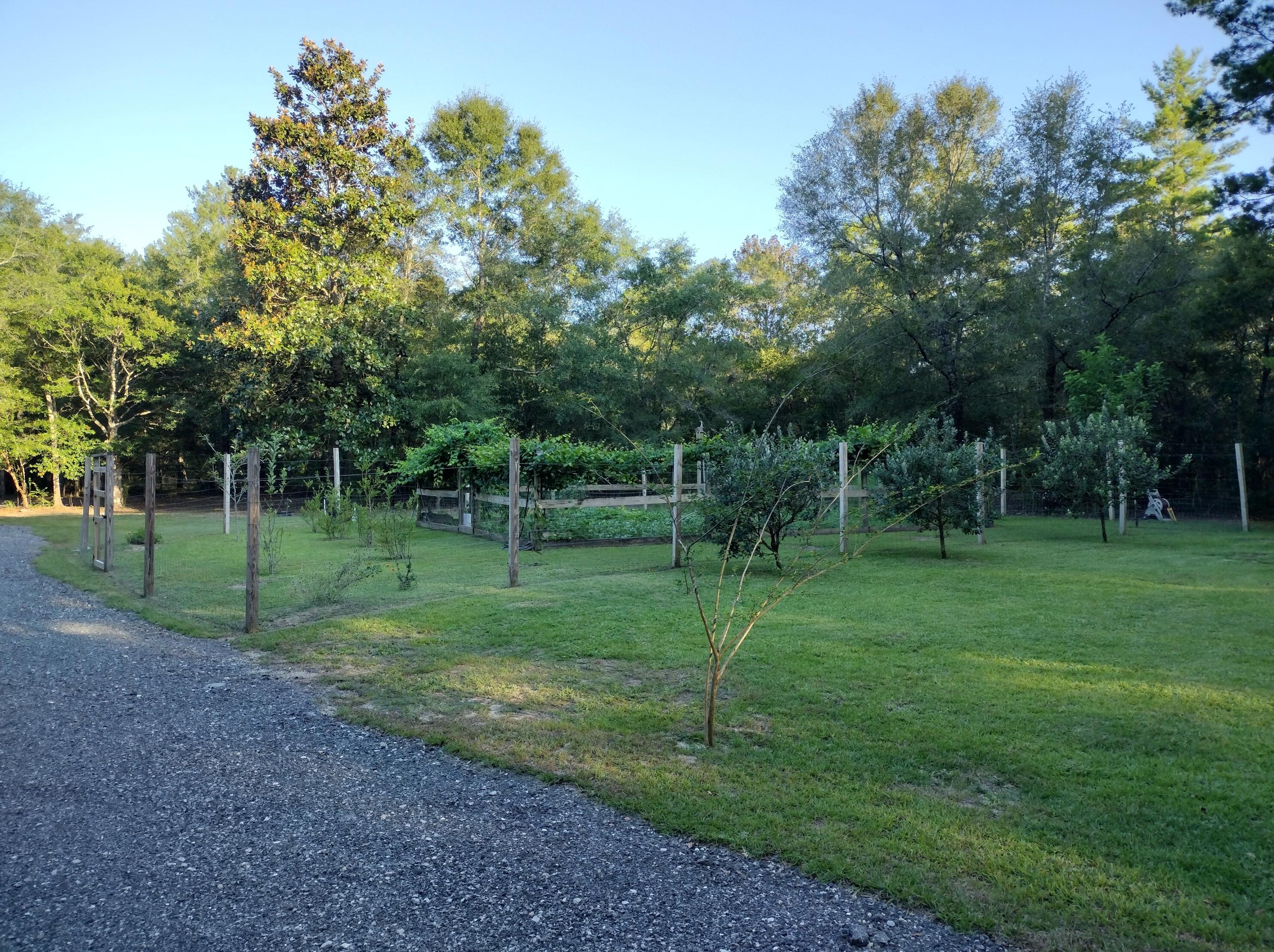 194 Creekside Ln, Defuniak Springs FL  32433-4906 exterior