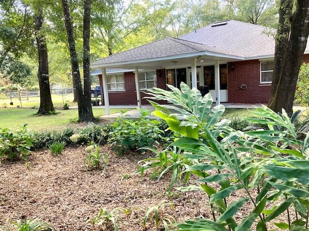 194 Creekside Ln, Defuniak Springs FL  32433-4906 exterior