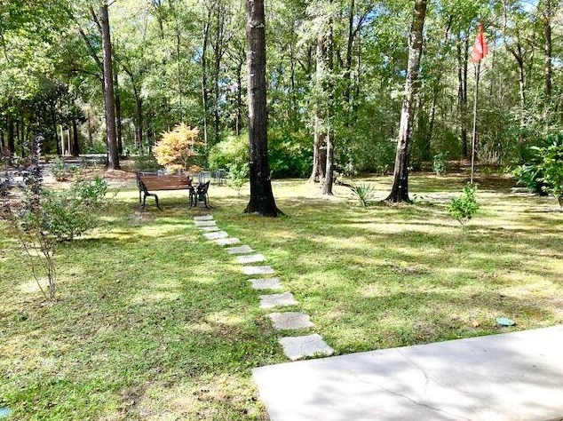 194 Creekside Ln, Defuniak Springs FL  32433-4906 exterior