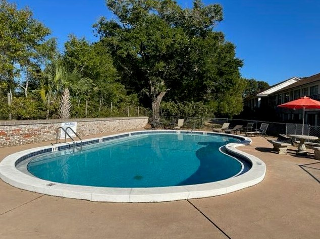 113 Country Club Dr, Niceville FL  32578-2005 exterior