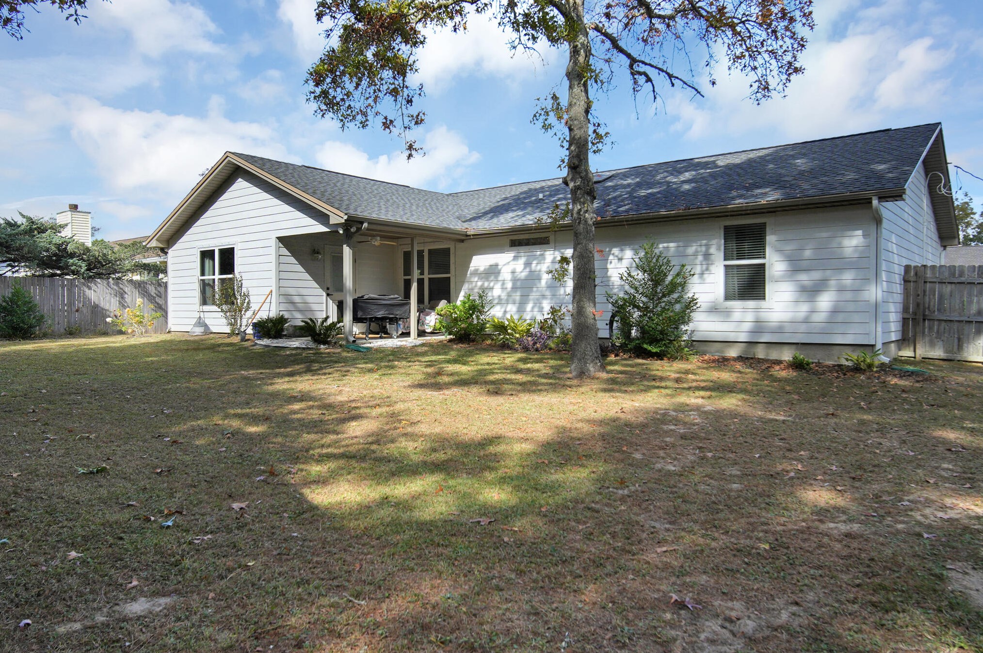 804 Cloverview Dr, Crestview FL  32536-9201 exterior