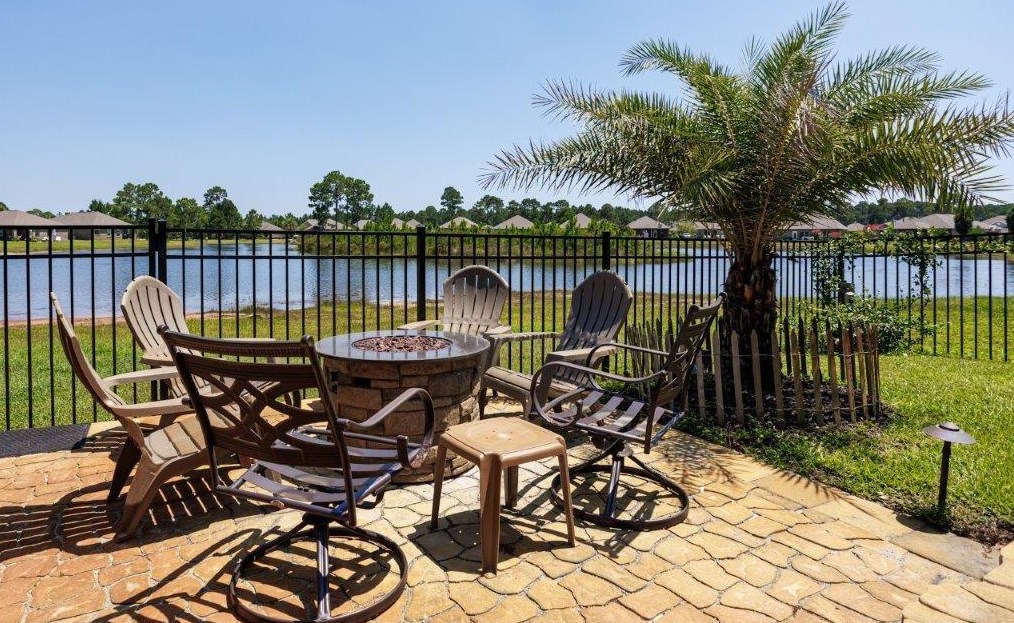 195 Pin Oak Loop, Santa Rosa Beach FL  32459-8049 exterior