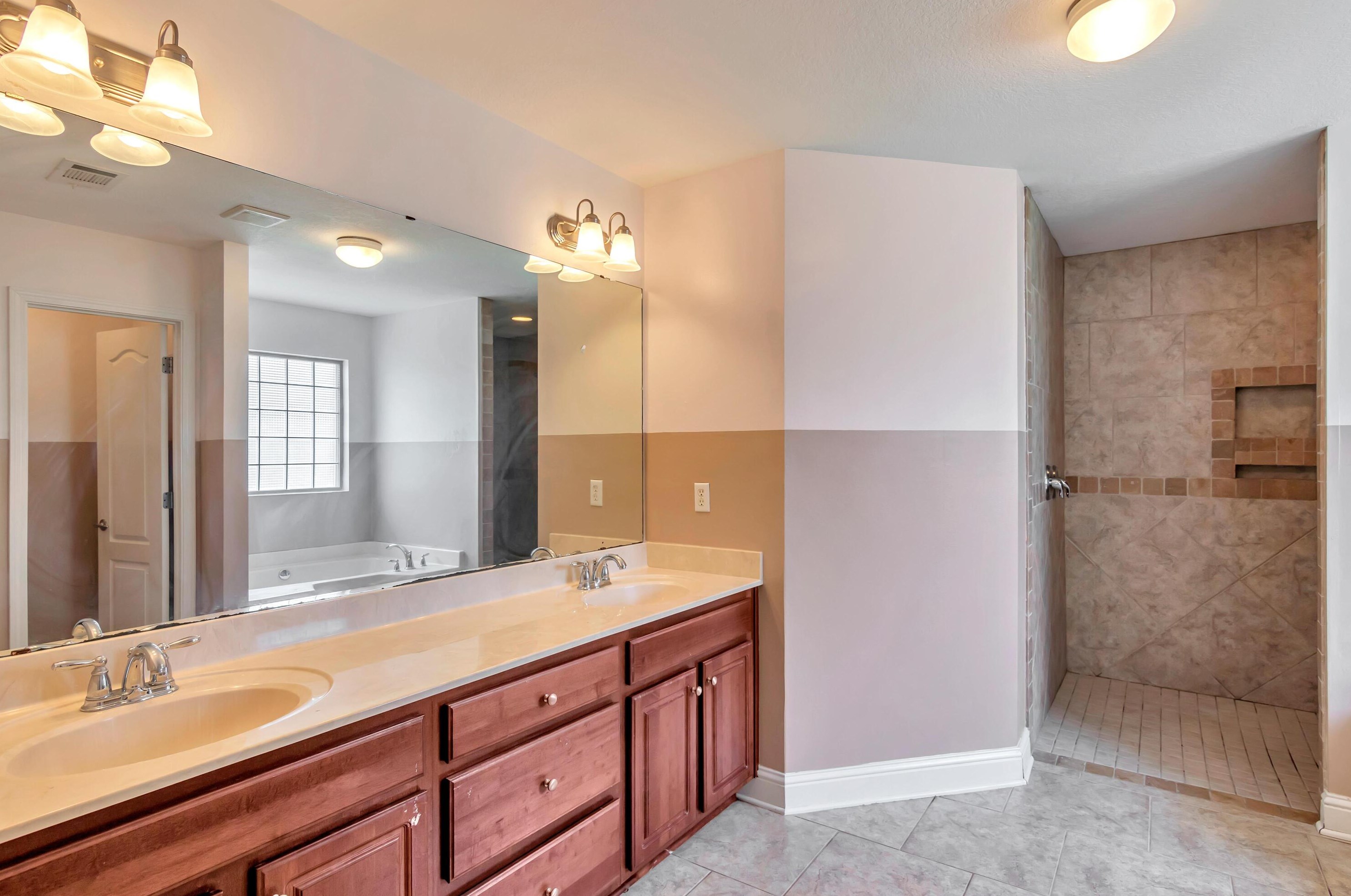 3003 Crown Creek Cir, Crestview FL  32539-9000 exterior