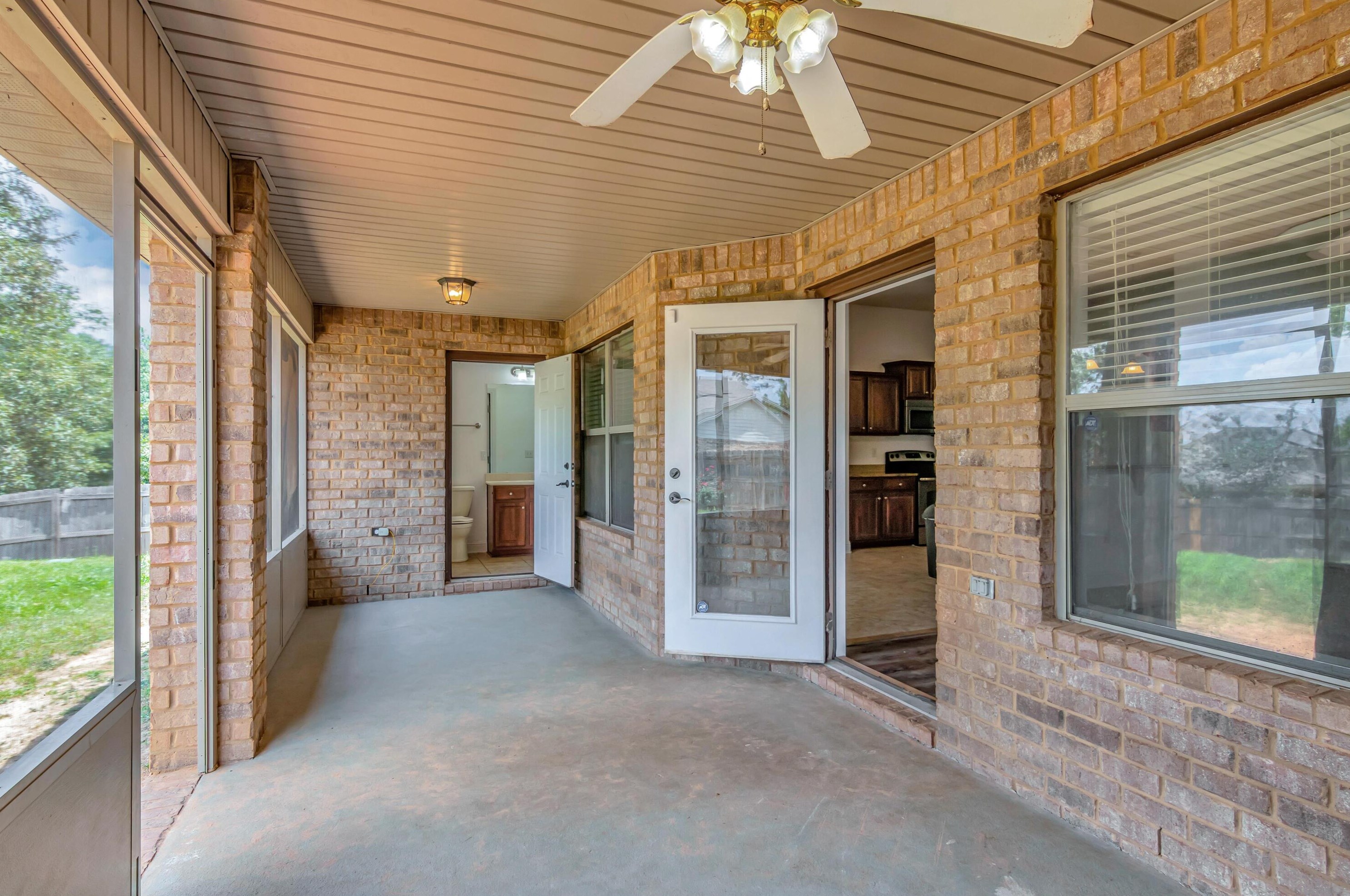 3003 Crown Creek Cir, Crestview FL  32539-9000 exterior