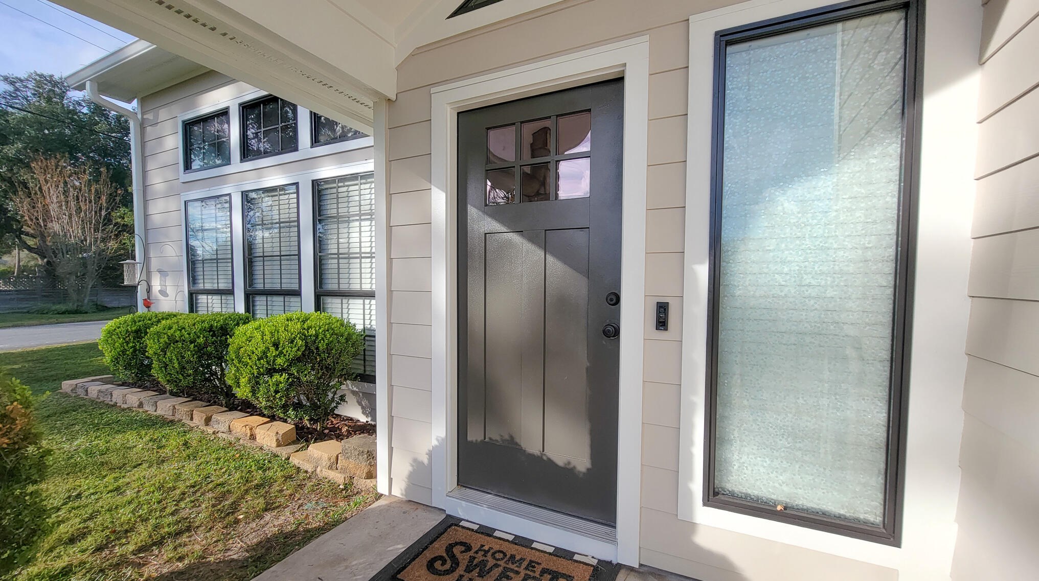 1600 Mariah Way, Fort Walton Beach FL  32547-1189 exterior