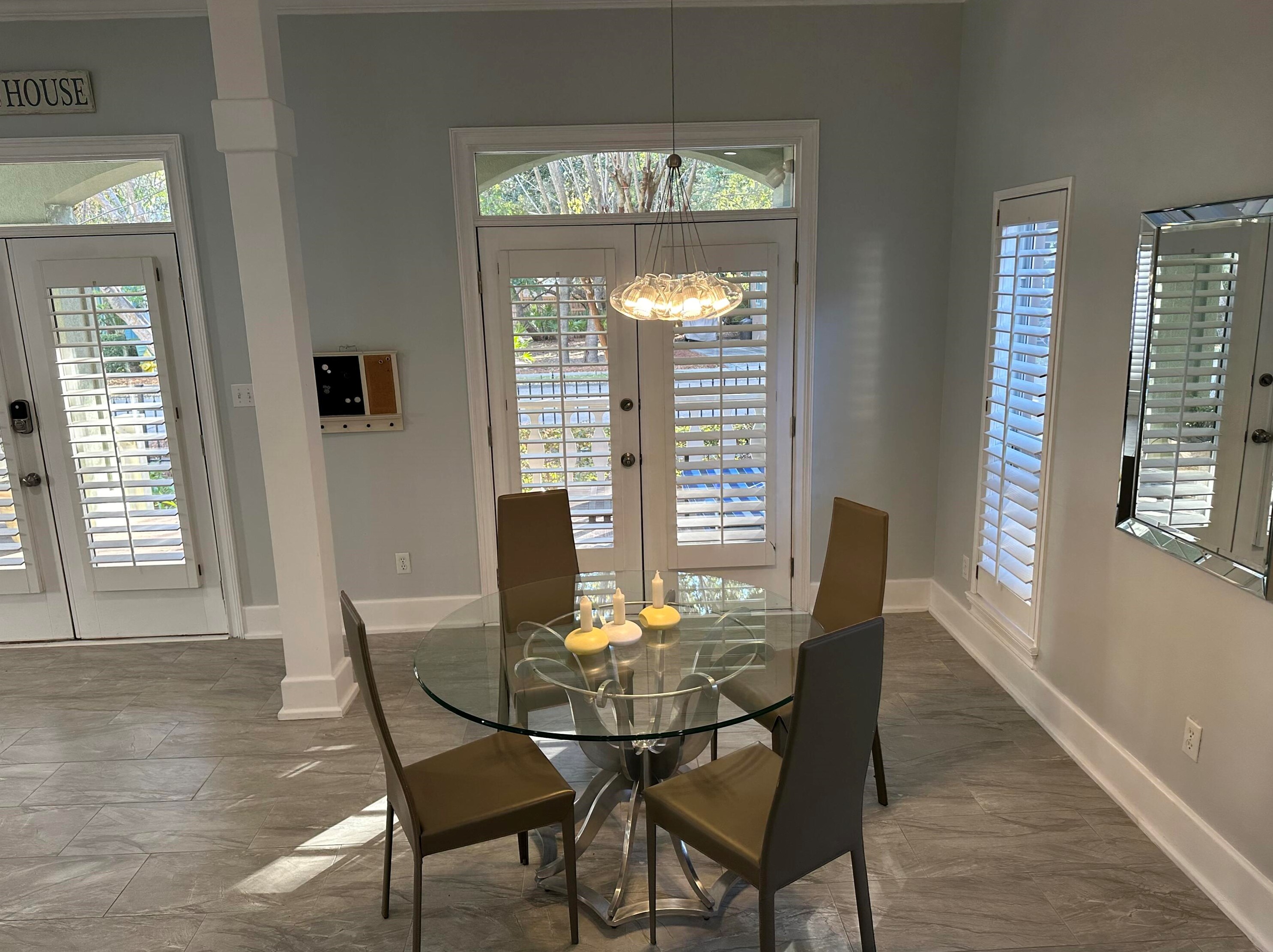 90 Rue Martine, Destin FL  32550-4907 exterior