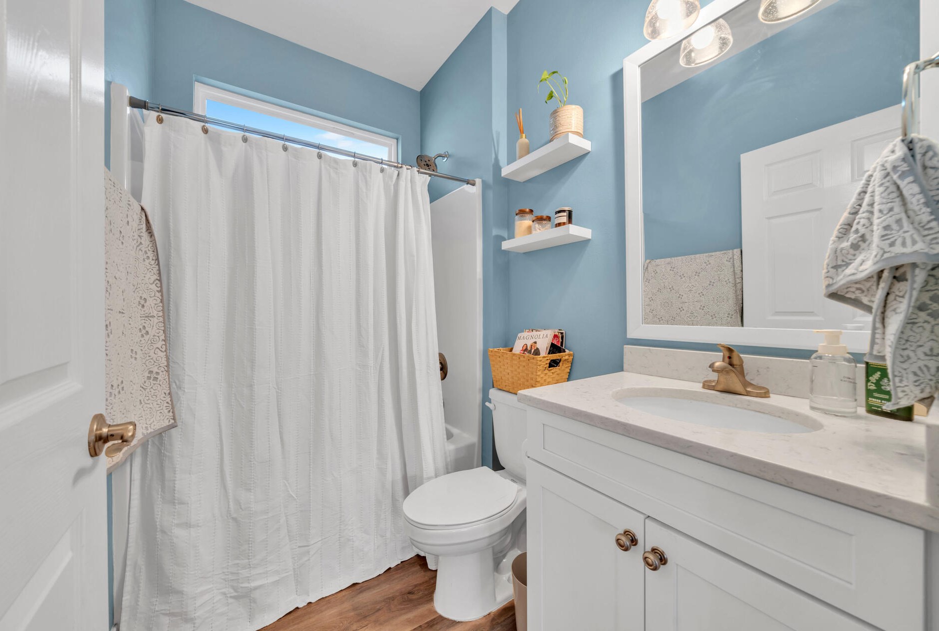 1606 27th St, Niceville FL  32578-2819 exterior