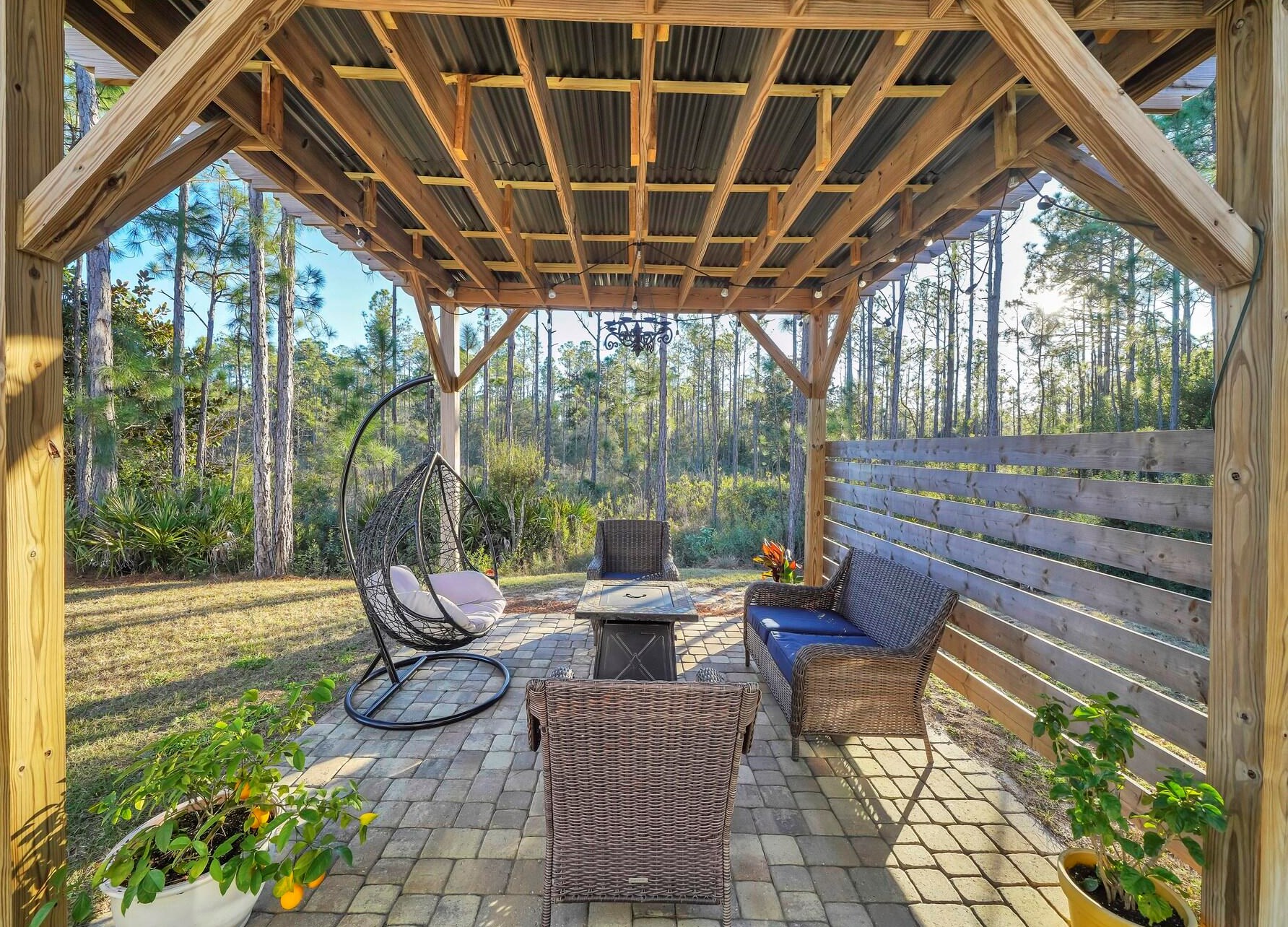 121 Topsail Dr, Santa Rosa Beach FL  32459-6136 exterior