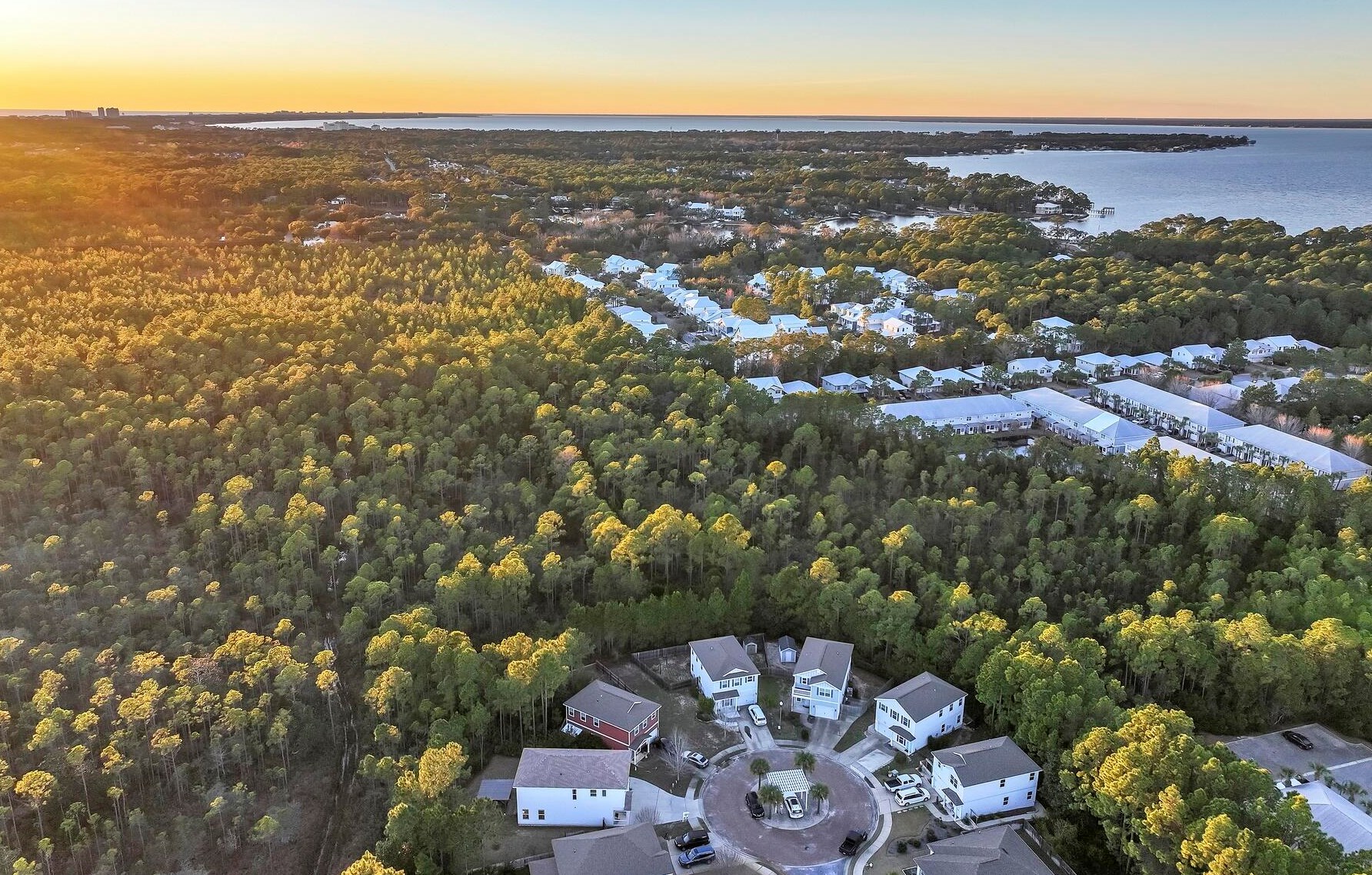 121 Topsail Dr, Santa Rosa Beach FL  32459-6136 exterior