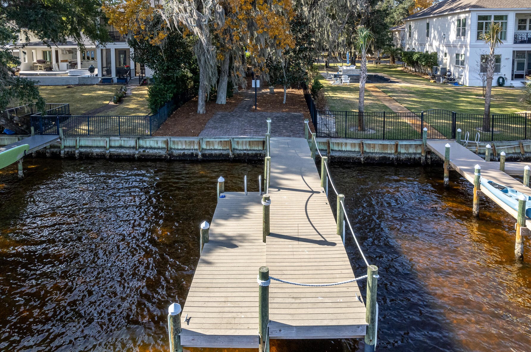 159 Beacon Point Dr, Santa Rosa Beach FL  32459-2611 exterior