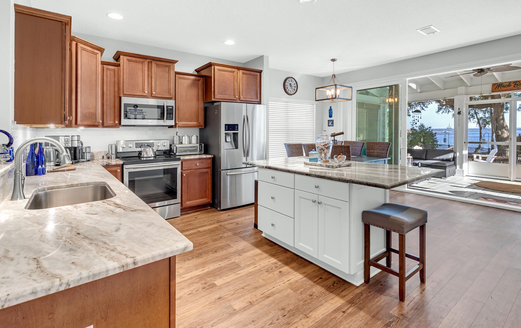 159 Beacon Point Dr, Santa Rosa Beach FL  32459-2611 exterior