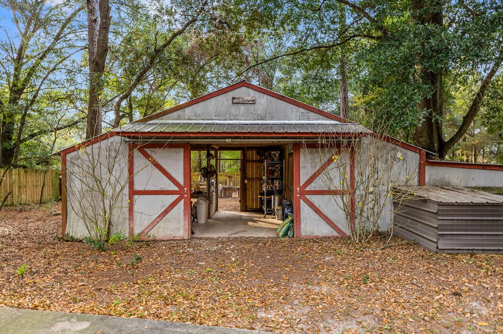 2734 Hugo Ln, Crestview FL  32539-6369 exterior