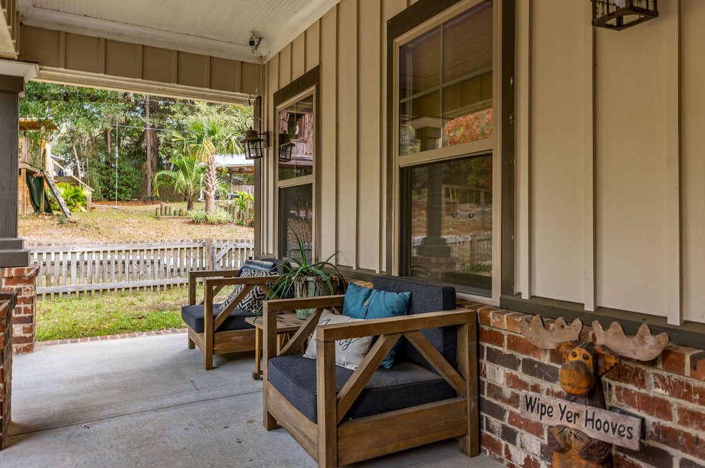 2734 Hugo Ln, Crestview FL  32539-6369 exterior