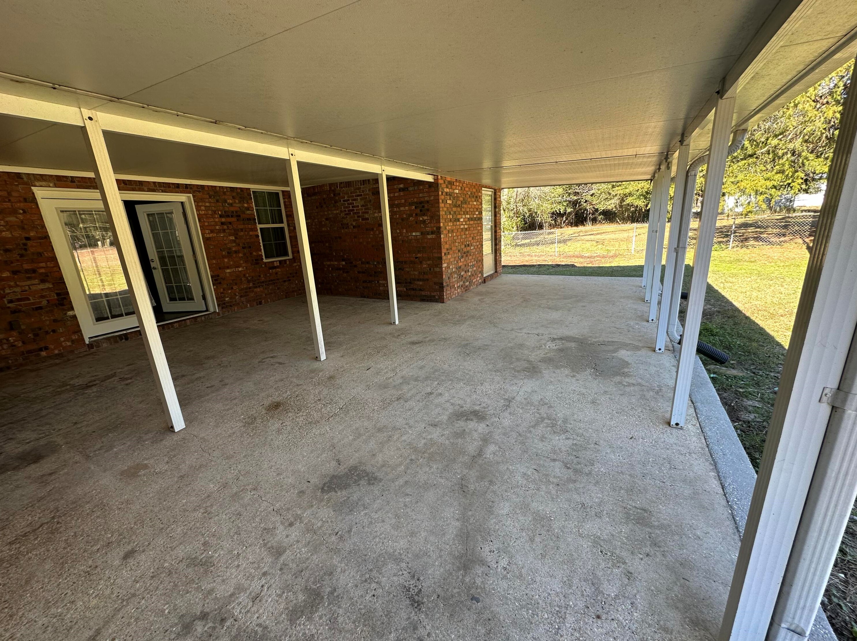 5299 Fairfield Dr, Crestview FL  32536-5415 exterior
